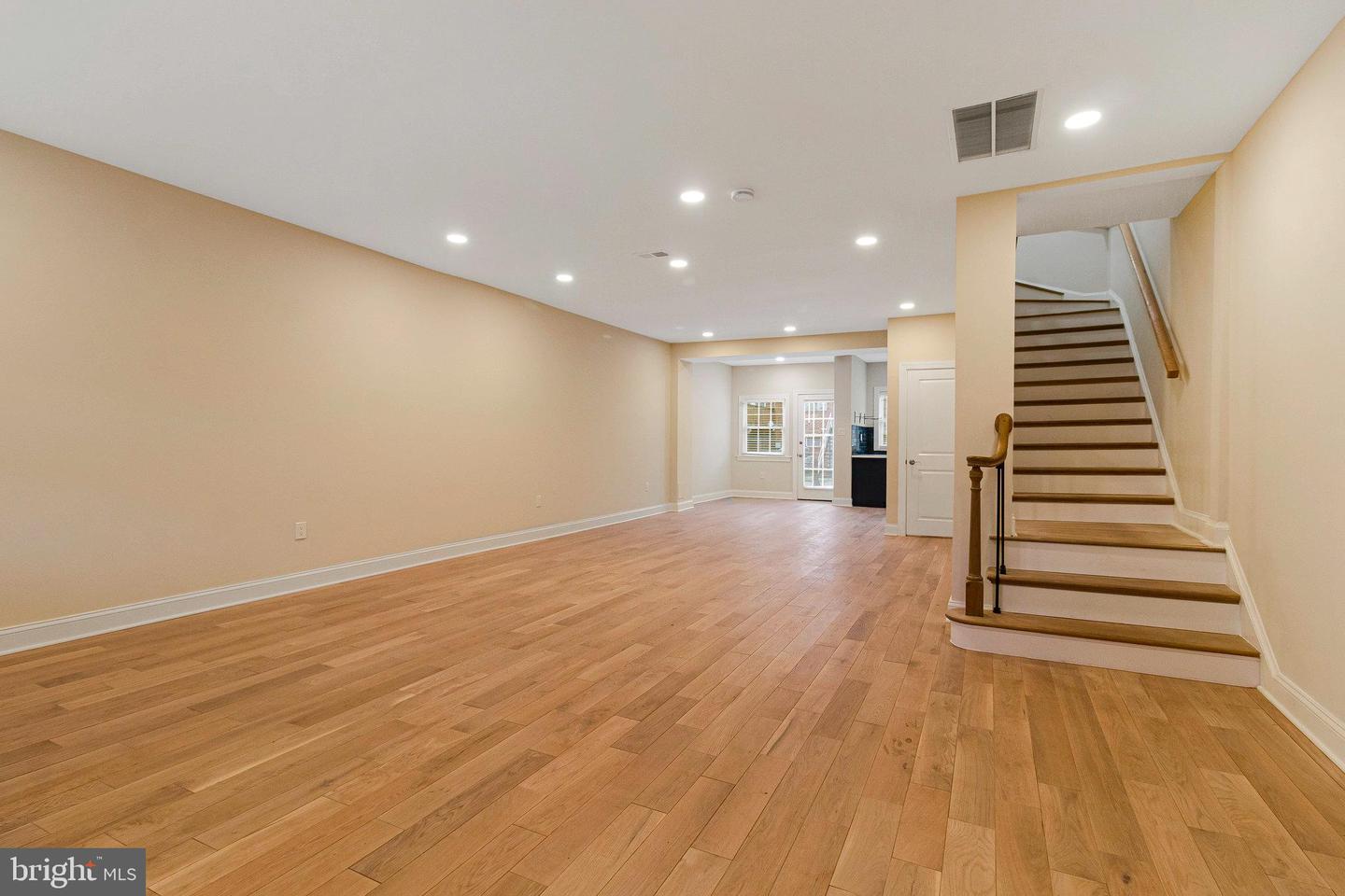1350 SHERIDAN ST NW, WASHINGTON, District Of Columbia 20011, 6 Bedrooms Bedrooms, ,3 BathroomsBathrooms,Residential,For sale,1350 SHERIDAN ST NW,DCDC2215092 MLS # DCDC2215092