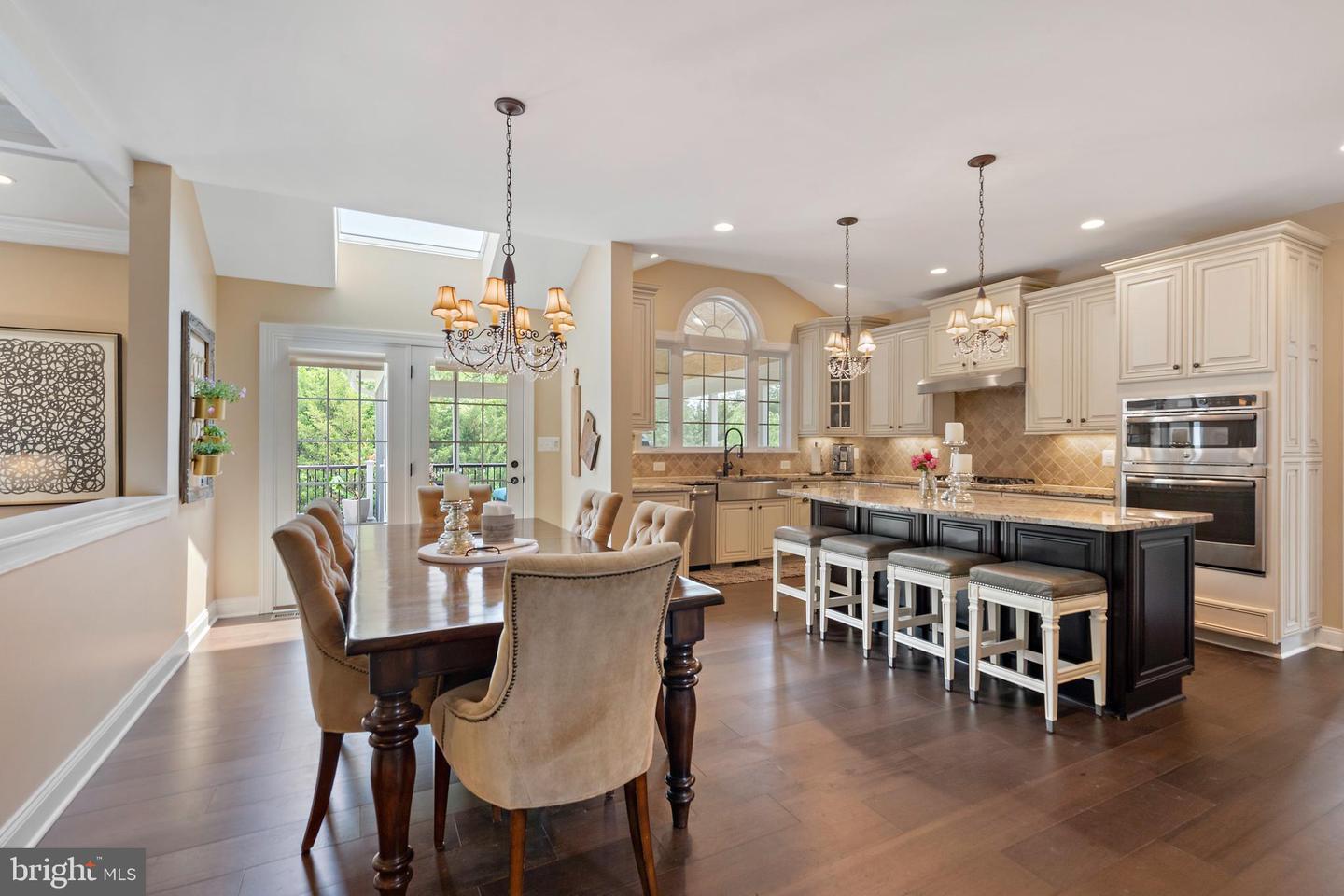 41517 DEER POINT CT, ALDIE, Virginia 20105, 6 Bedrooms Bedrooms, ,5 BathroomsBathrooms,Residential,For sale,41517 DEER POINT CT,VALO2104534 MLS # VALO2104534