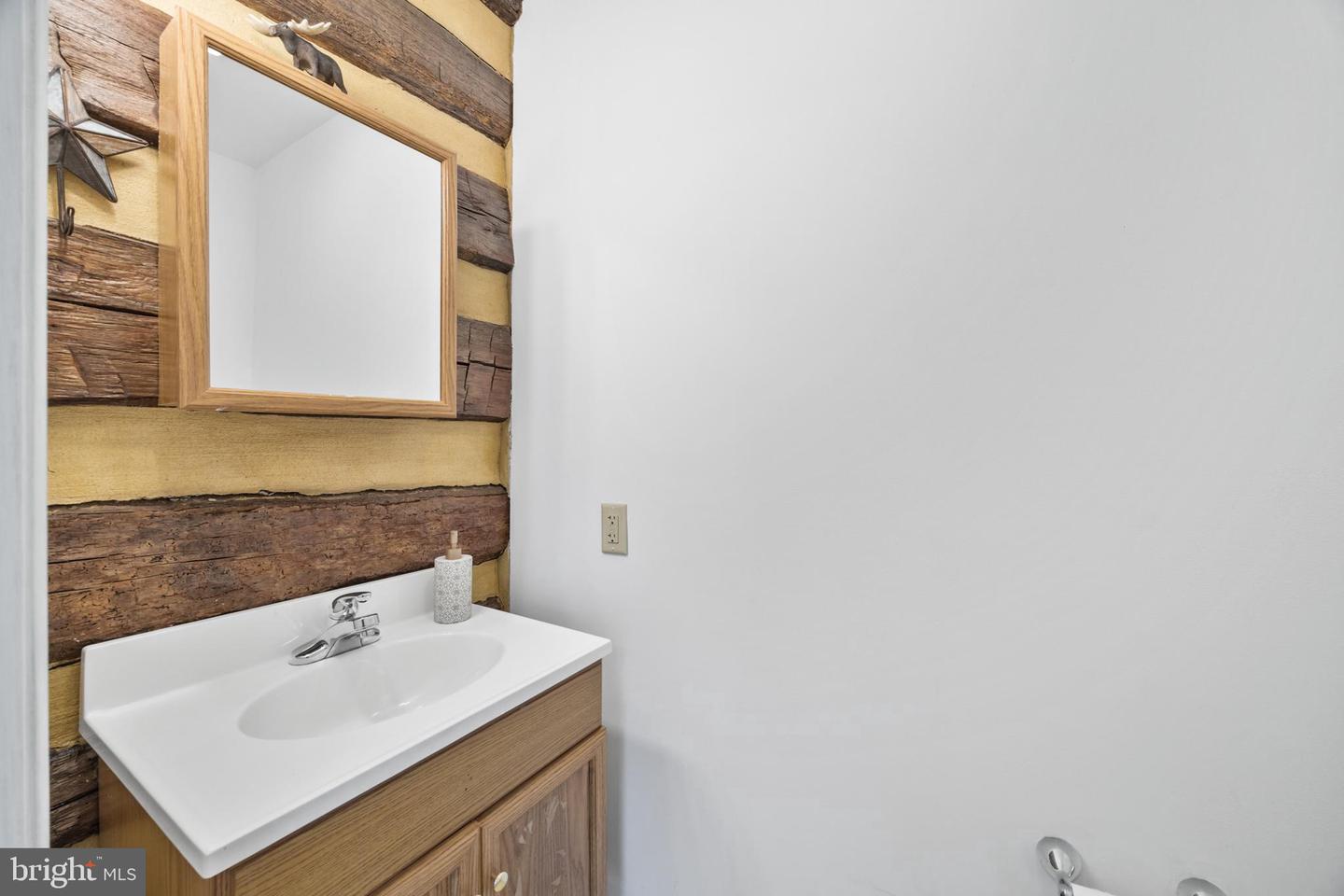 705 BEAUREGARD DR, BASYE, Virginia 22810, 2 Bedrooms Bedrooms, ,1 BathroomBathrooms,Residential,For sale,705 BEAUREGARD DR,VASH2010926 MLS # VASH2010926