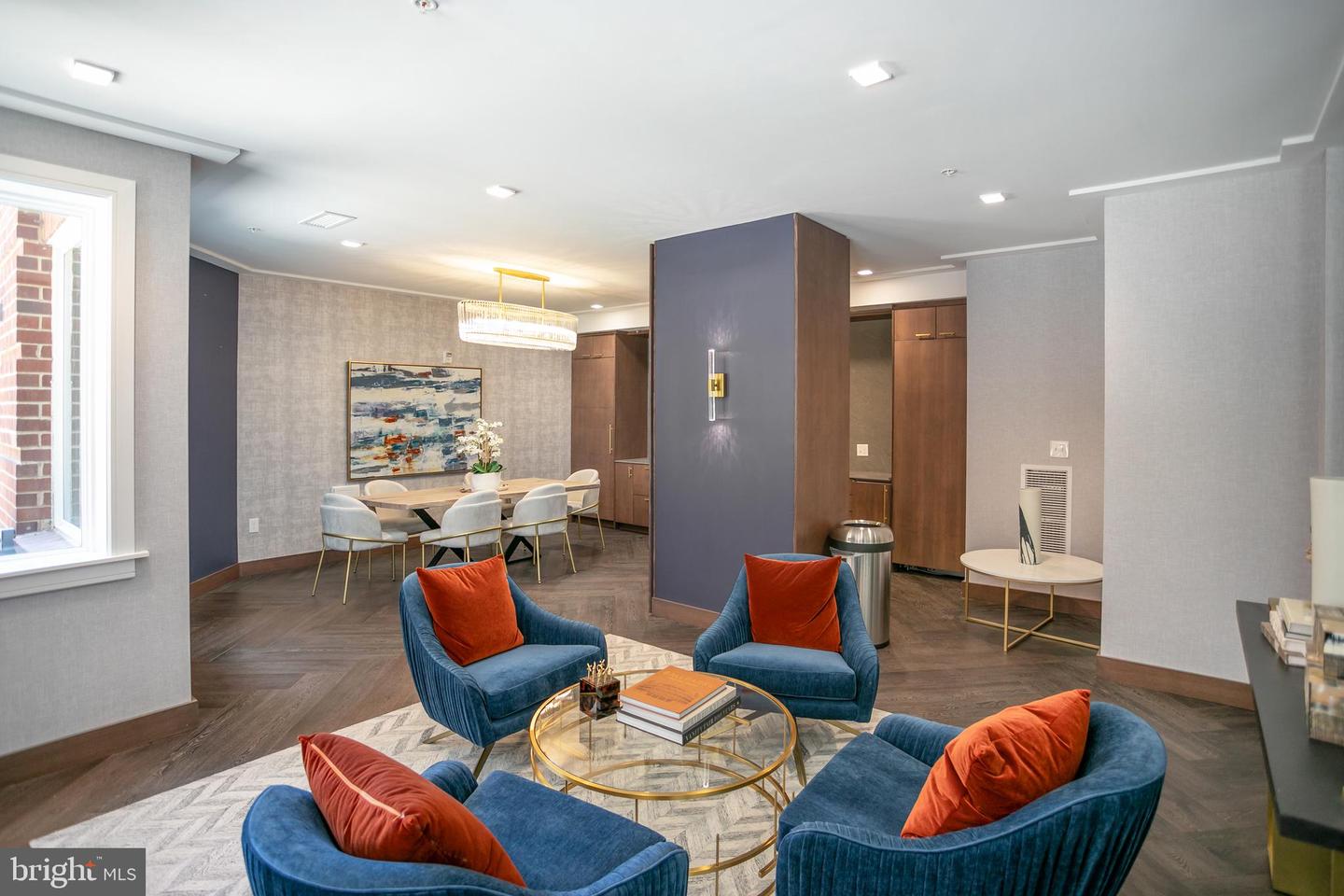 635 SLATERS LN #105, ALEXANDRIA, Virginia 22314, 1 Bedroom Bedrooms, ,2 BathroomsBathrooms,Residential,For sale,635 SLATERS LN #105,VAAX2045608 MLS # VAAX2045608