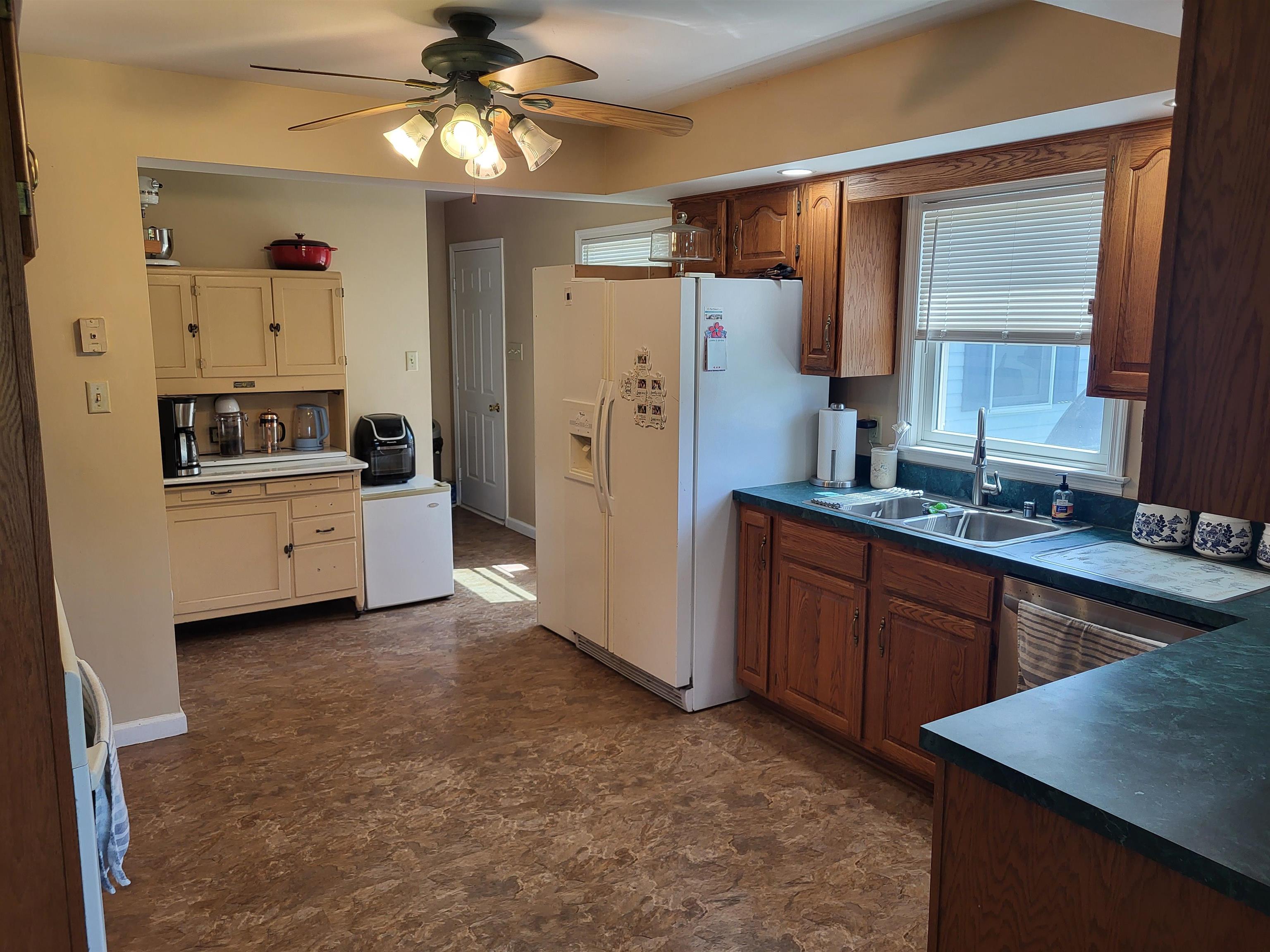 3668 SMITH CREEK RD, NEW MARKET, Virginia 22844, 3 Bedrooms Bedrooms, ,3 BathroomsBathrooms,Residential,3668 SMITH CREEK RD,667814 MLS # 667814
