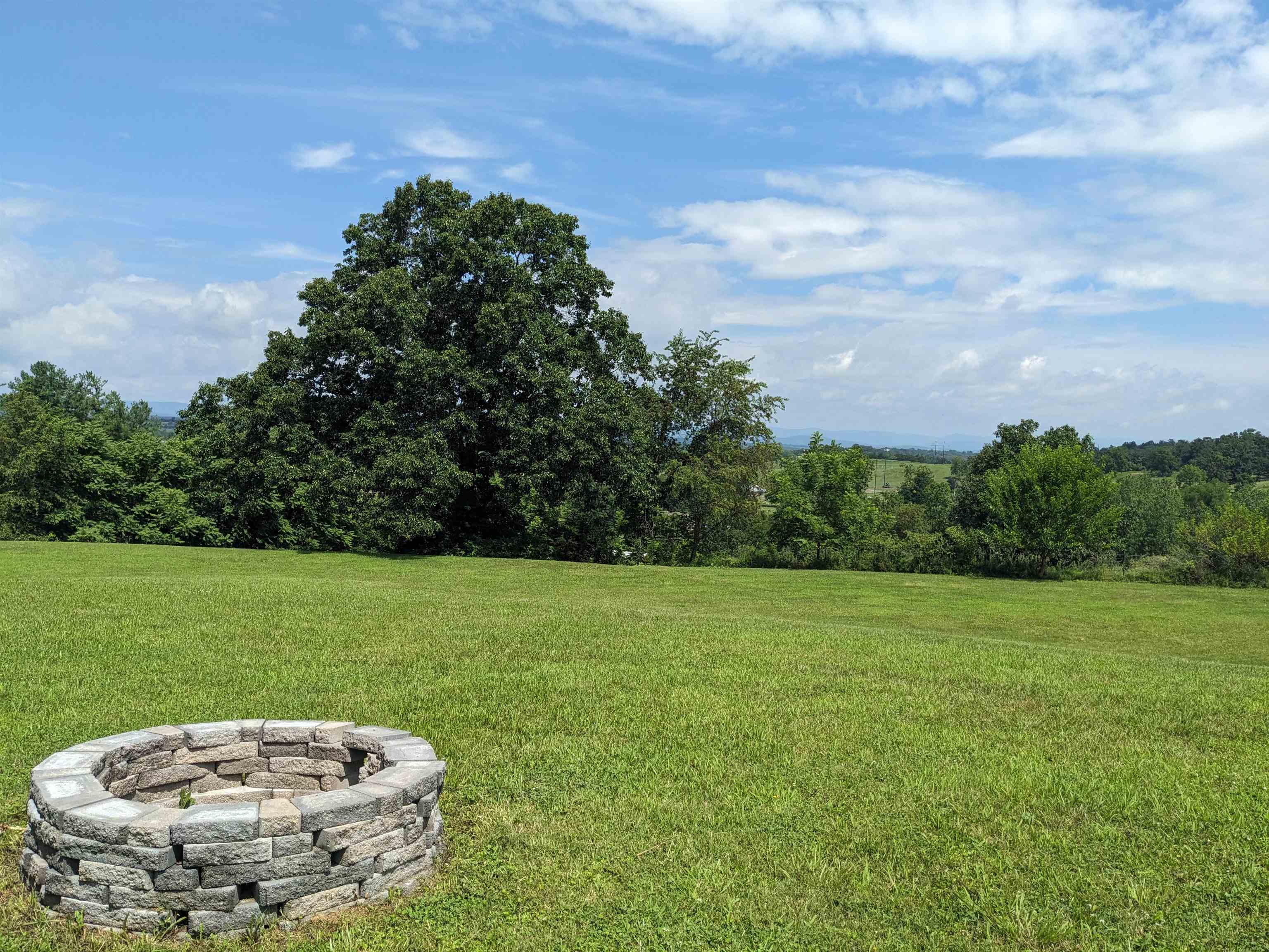 3668 SMITH CREEK RD, NEW MARKET, Virginia 22844, 3 Bedrooms Bedrooms, ,3 BathroomsBathrooms,Residential,3668 SMITH CREEK RD,667814 MLS # 667814