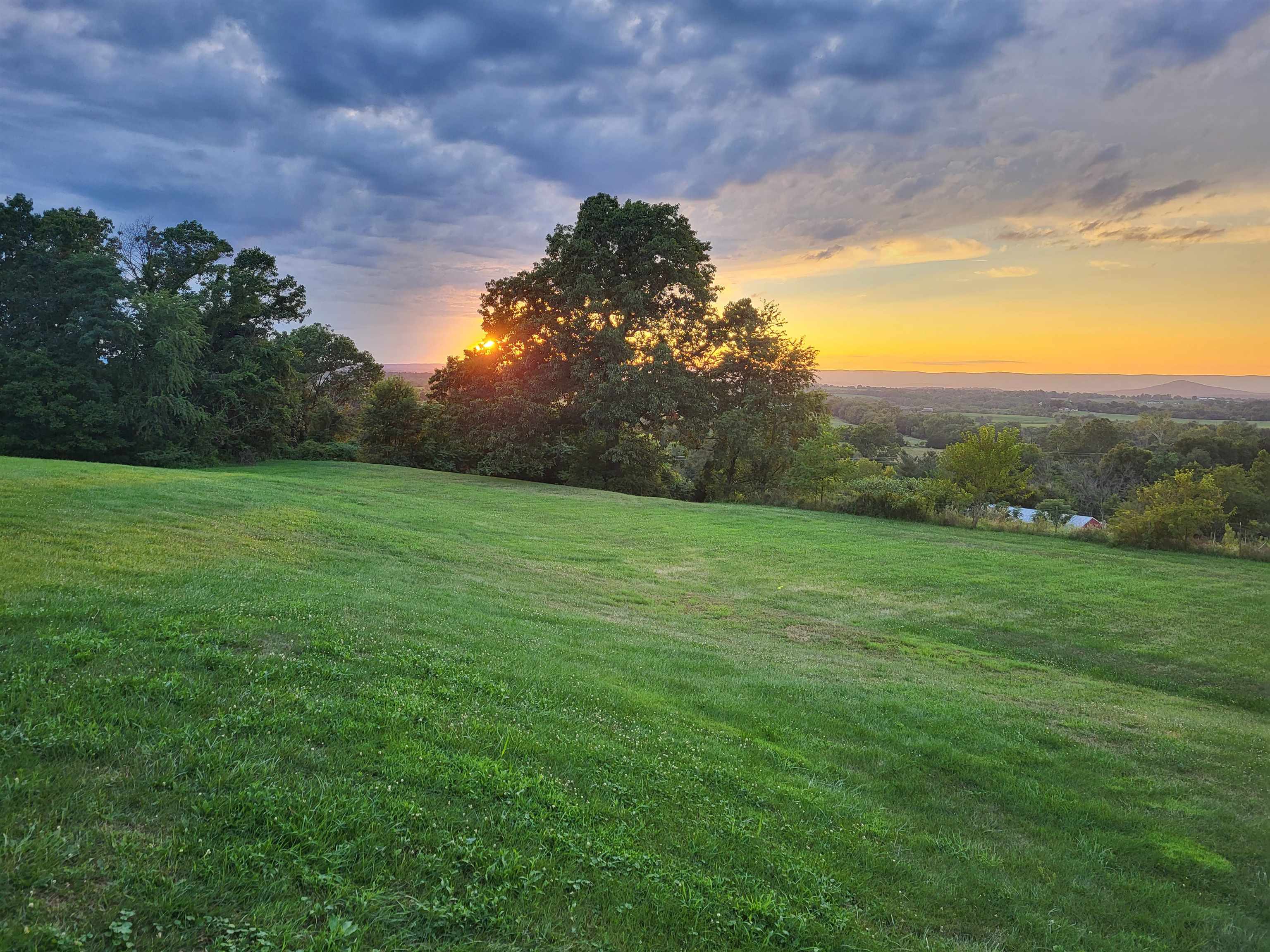 3668 SMITH CREEK RD, NEW MARKET, Virginia 22844, 3 Bedrooms Bedrooms, ,3 BathroomsBathrooms,Residential,3668 SMITH CREEK RD,667814 MLS # 667814