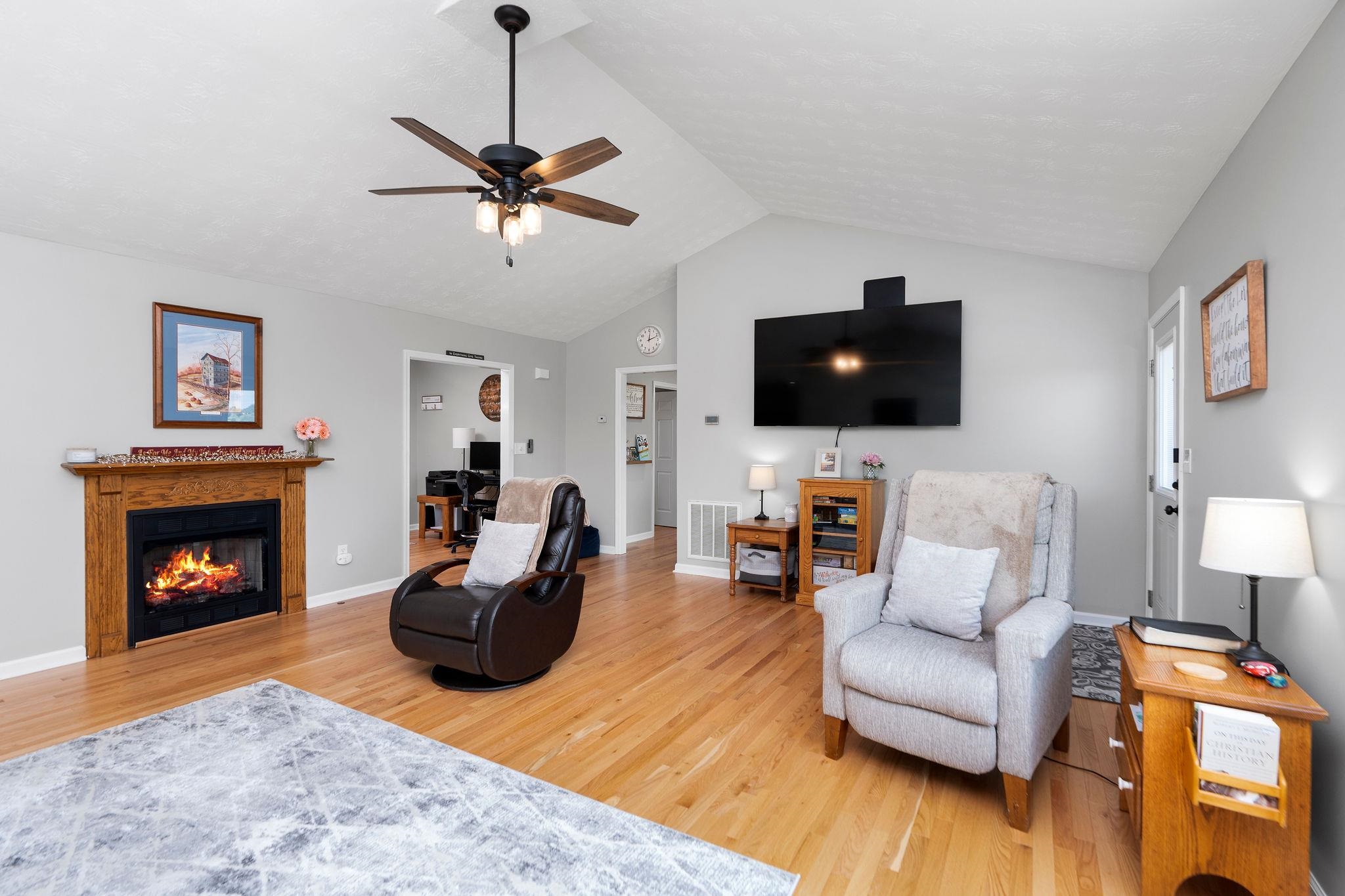 1550 CHRISTIANS CREEK RD, STAUNTON, Virginia 24401, 3 Bedrooms Bedrooms, ,2 BathroomsBathrooms,Residential,1550 CHRISTIANS CREEK RD,667817 MLS # 667817
