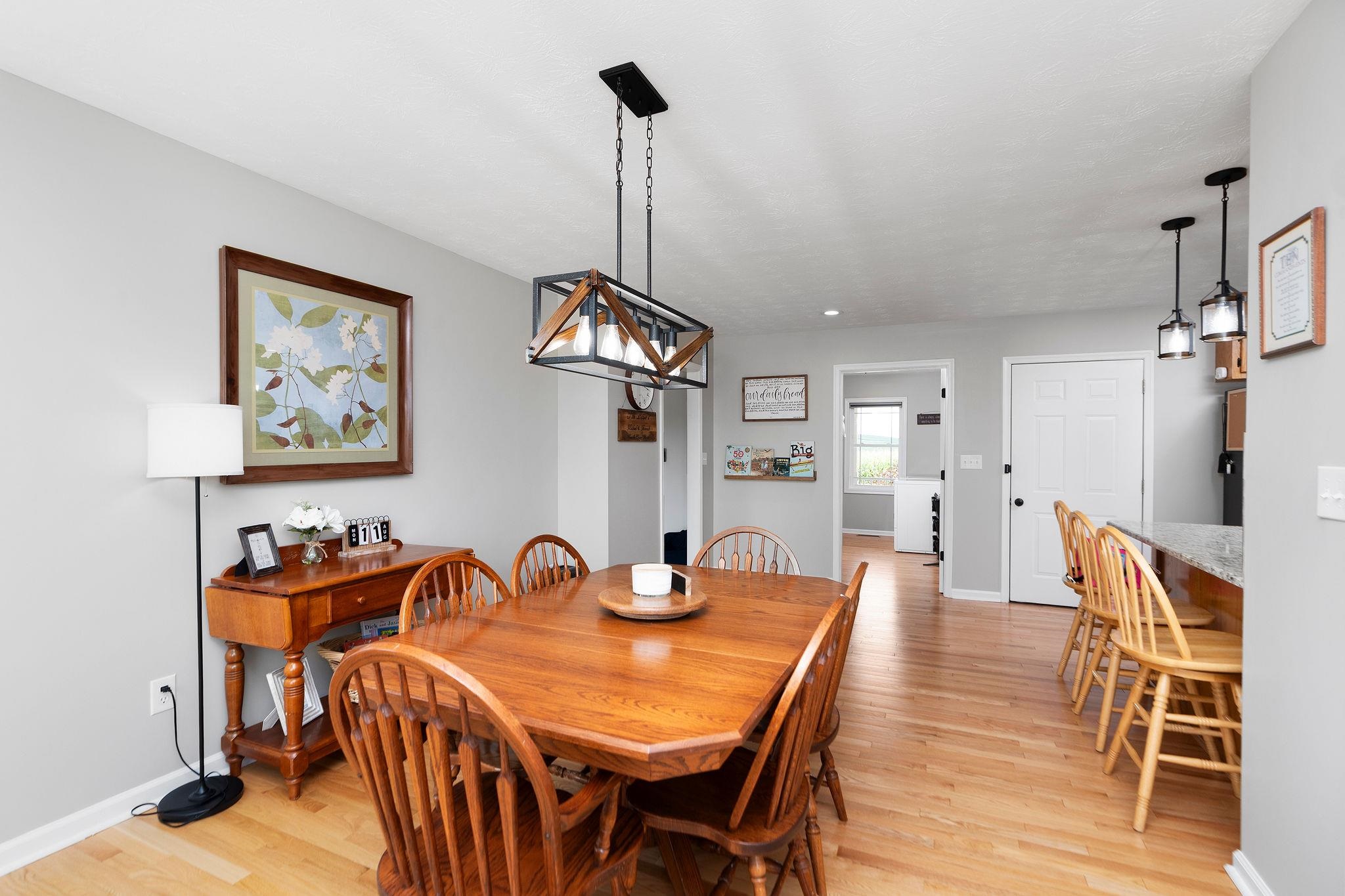 1550 CHRISTIANS CREEK RD, STAUNTON, Virginia 24401, 3 Bedrooms Bedrooms, ,2 BathroomsBathrooms,Residential,1550 CHRISTIANS CREEK RD,667817 MLS # 667817