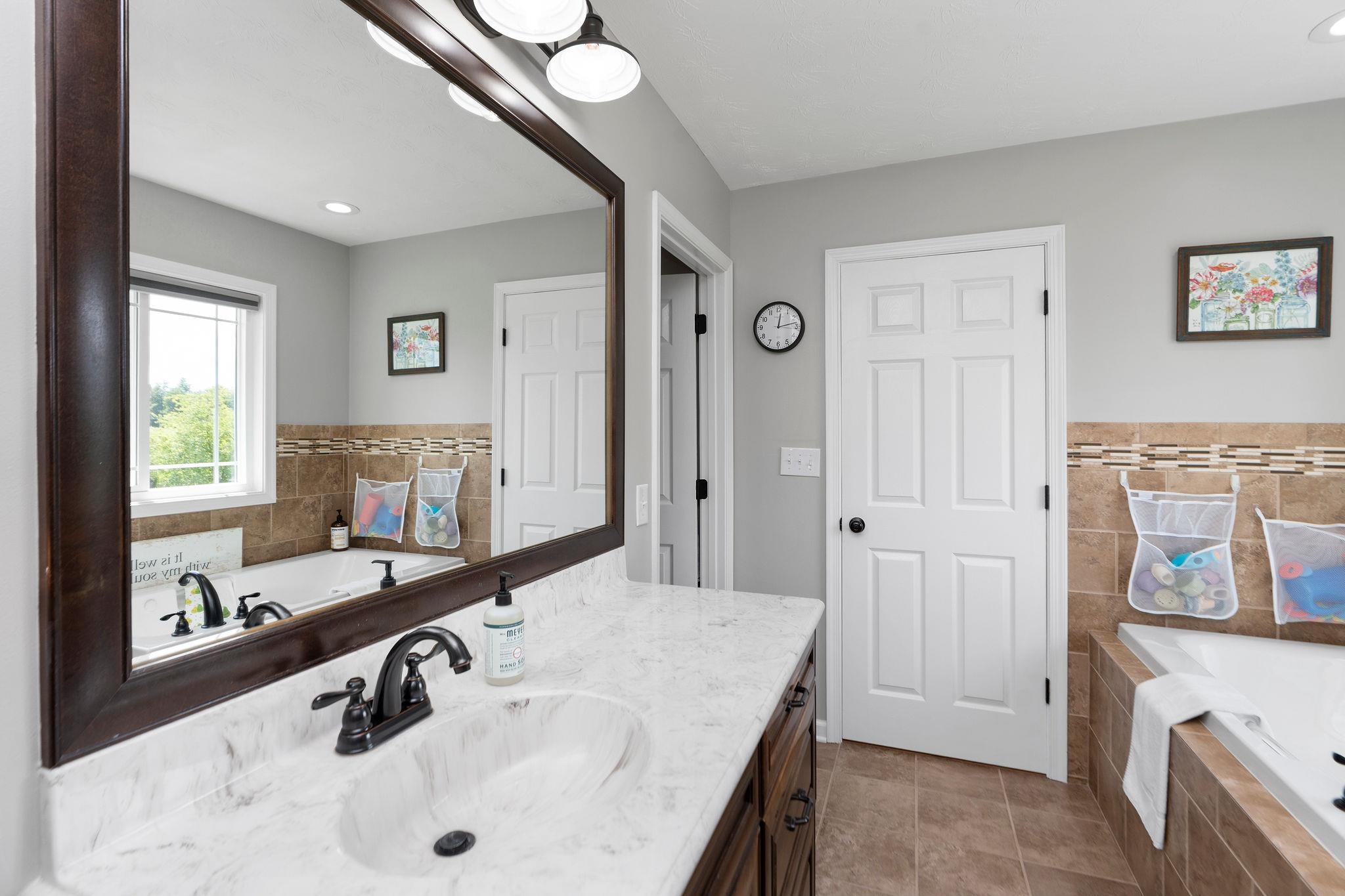 1550 CHRISTIANS CREEK RD, STAUNTON, Virginia 24401, 3 Bedrooms Bedrooms, ,2 BathroomsBathrooms,Residential,1550 CHRISTIANS CREEK RD,667817 MLS # 667817