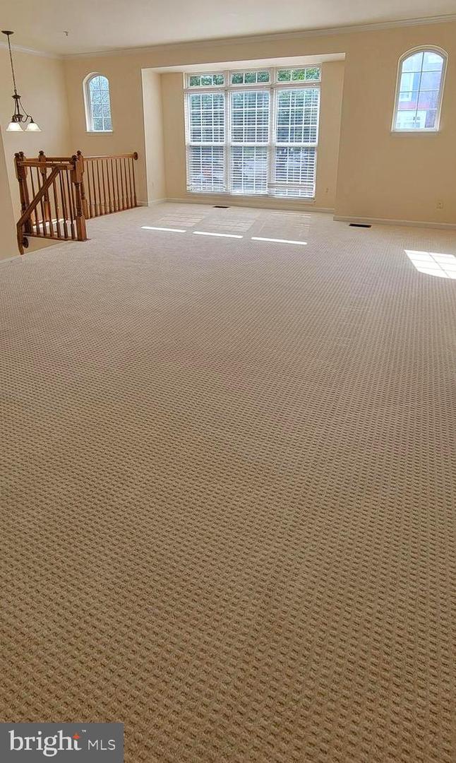 25206 DUNVEGAN SQ, CHANTILLY, Virginia 20152, 3 Bedrooms Bedrooms, ,2 BathroomsBathrooms,Residential,For sale,25206 DUNVEGAN SQ,VALO2100224 MLS # VALO2100224