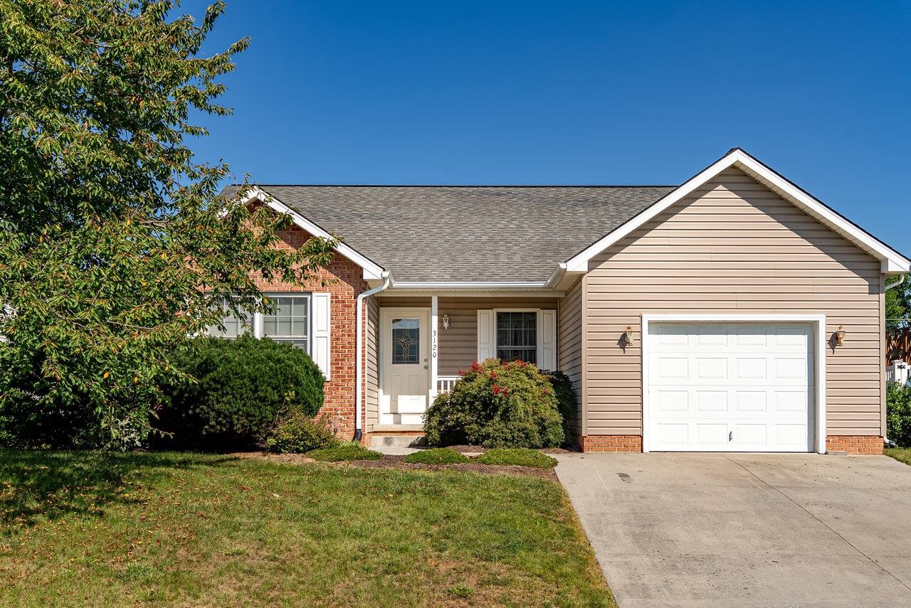 3120 PRIDE CIR, BROADWAY, Virginia 22815, 3 Bedrooms Bedrooms, ,2 BathroomsBathrooms,Residential,3120 PRIDE CIR,667829 MLS # 667829