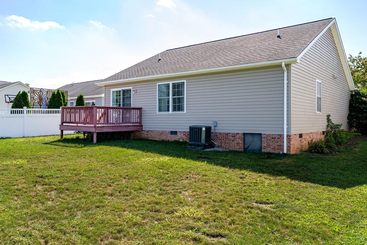 3120 PRIDE CIR, BROADWAY, Virginia 22815, 3 Bedrooms Bedrooms, ,2 BathroomsBathrooms,Residential,3120 PRIDE CIR,667829 MLS # 667829