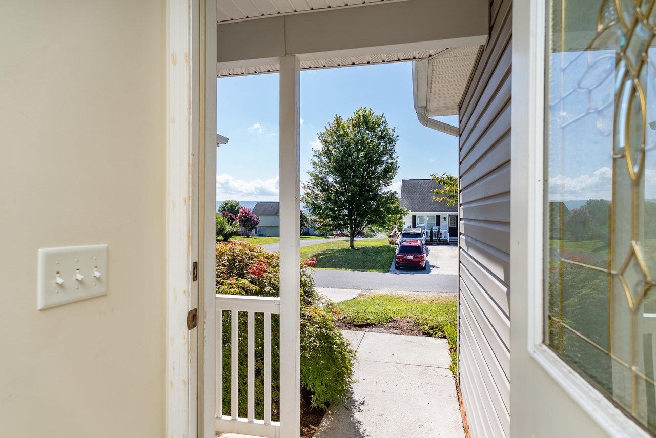 3120 PRIDE CIR, BROADWAY, Virginia 22815, 3 Bedrooms Bedrooms, ,2 BathroomsBathrooms,Residential,3120 PRIDE CIR,667829 MLS # 667829