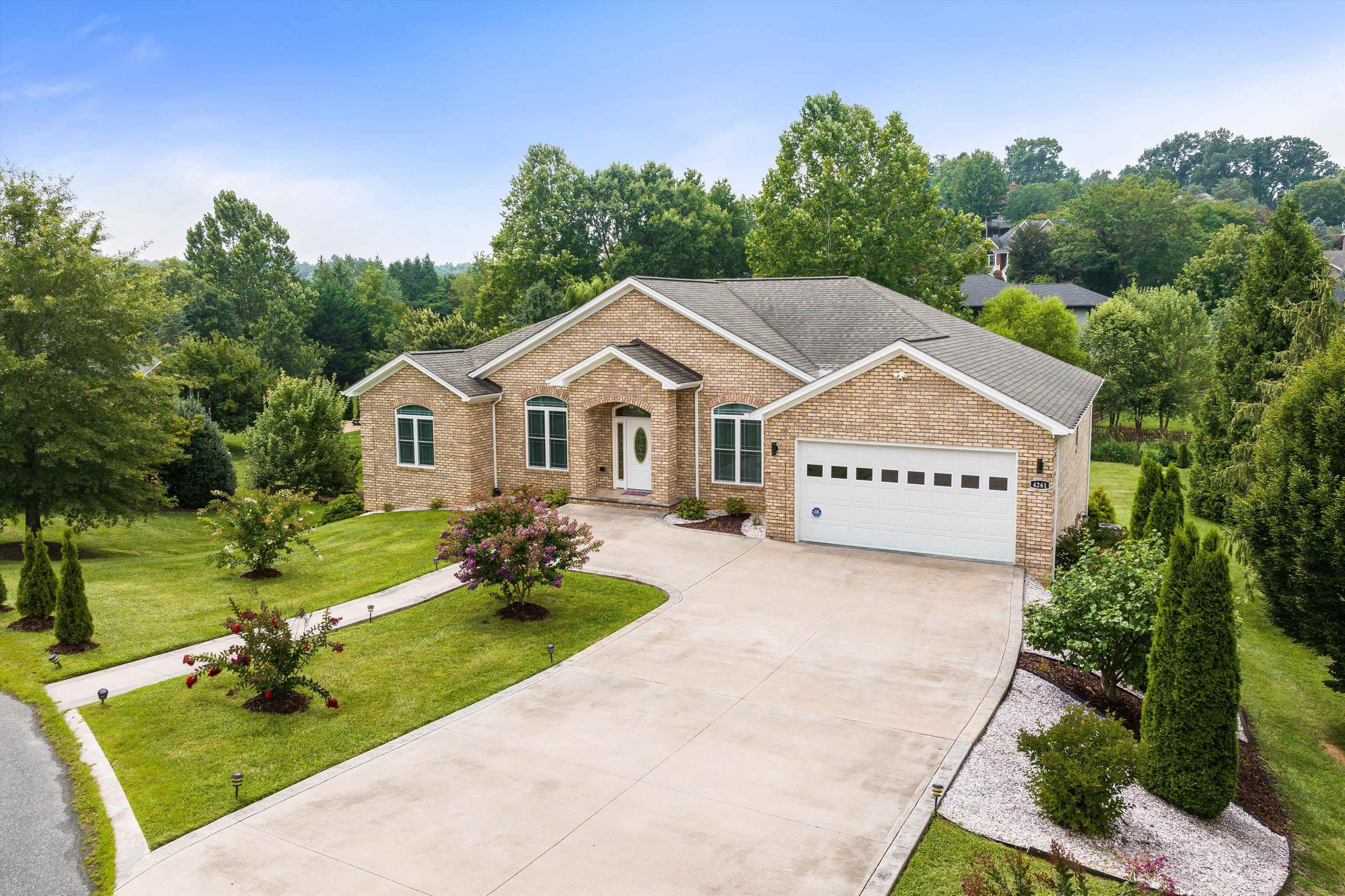 4261 AJAX CT, ROCKINGHAM, Virginia 22801, 7 Bedrooms Bedrooms, ,4 BathroomsBathrooms,Residential,4261 AJAX CT,667830 MLS # 667830