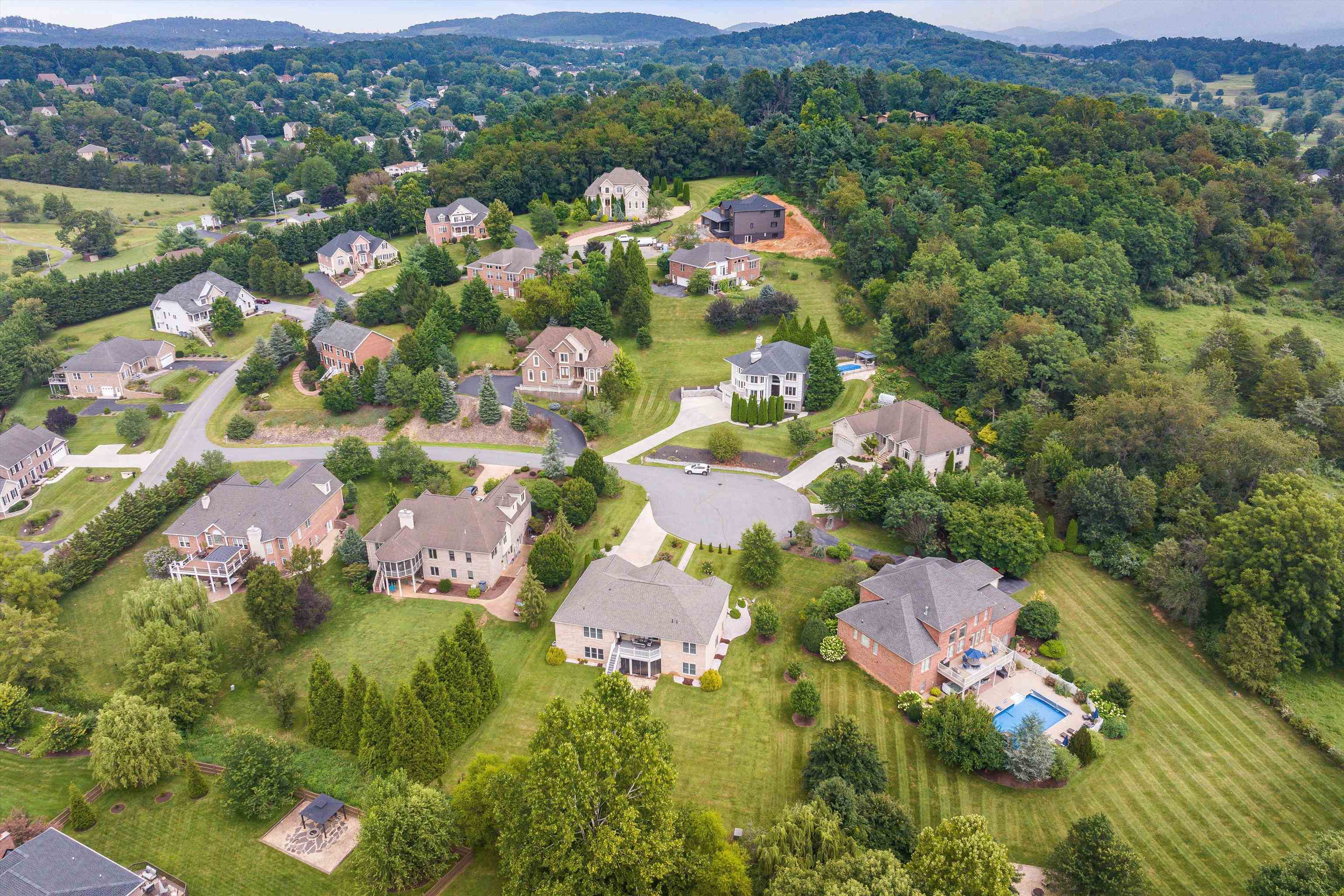 4261 AJAX CT, ROCKINGHAM, Virginia 22801, 7 Bedrooms Bedrooms, ,4 BathroomsBathrooms,Residential,4261 AJAX CT,667830 MLS # 667830