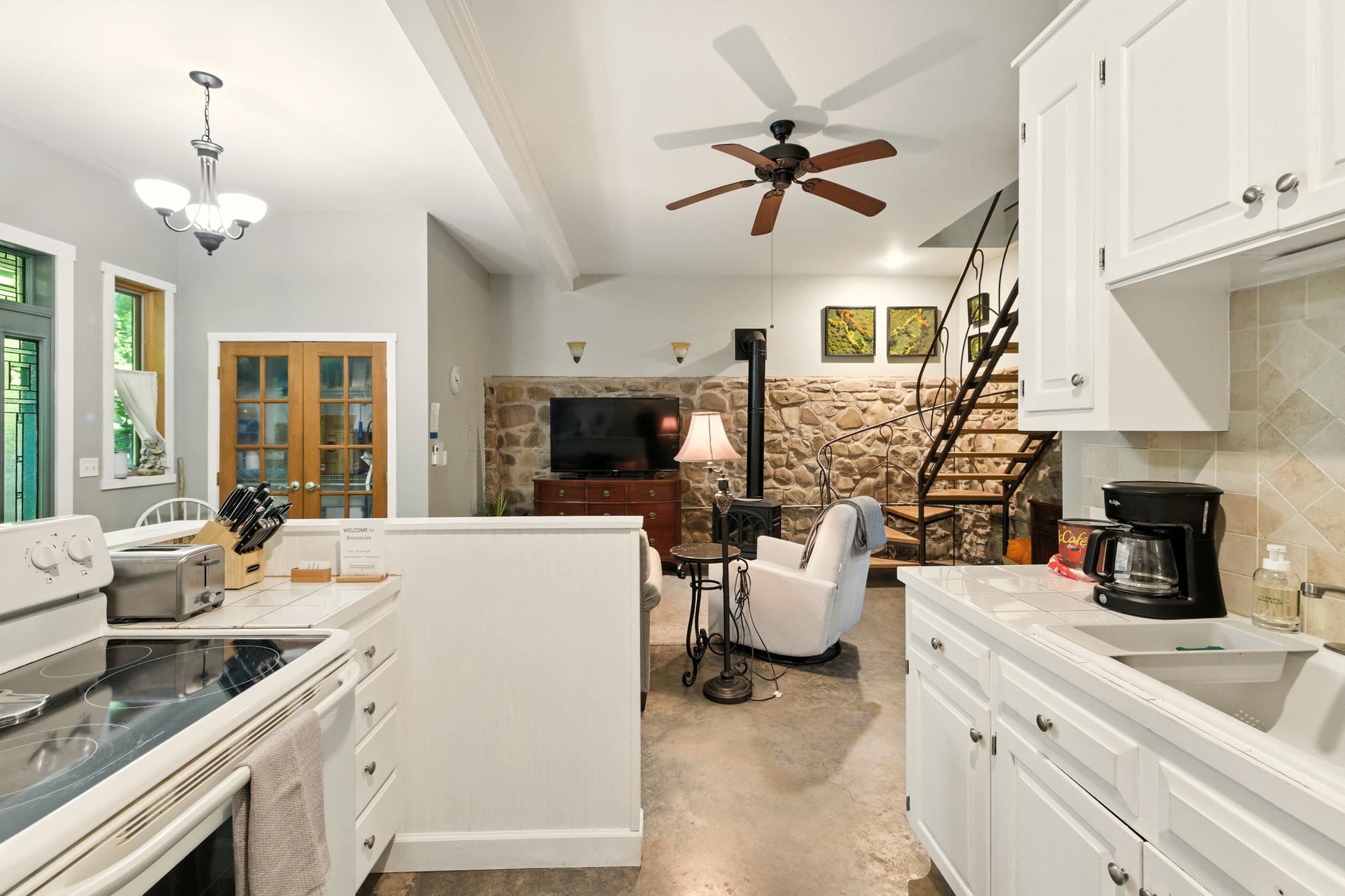 409 & 431 LOWER RAWLEY LN, HINTON, Virginia 22831, 2 Bedrooms Bedrooms, ,2 BathroomsBathrooms,Residential,409 & 431 LOWER RAWLEY LN,667833 MLS # 667833