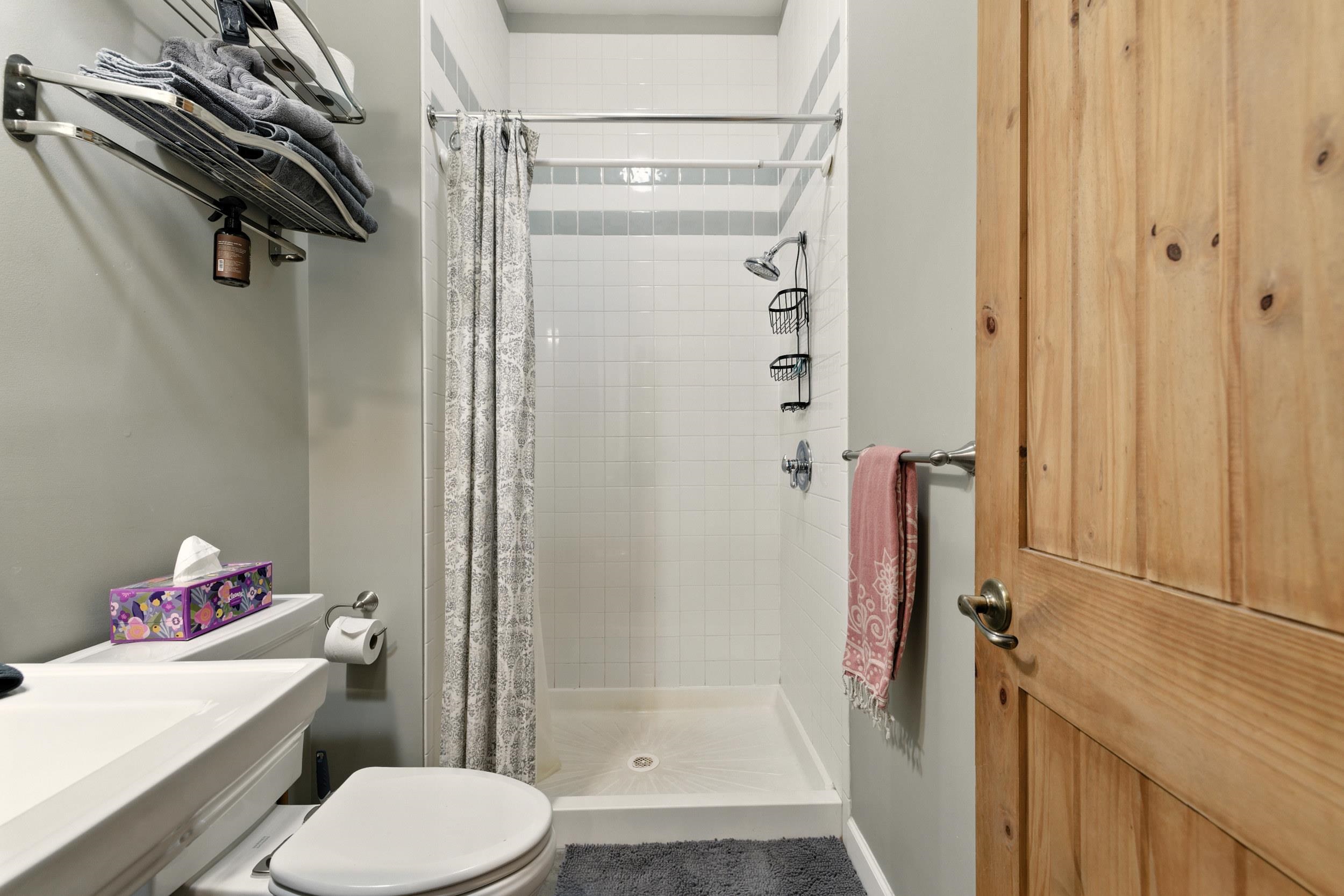 409 & 431 LOWER RAWLEY LN, HINTON, Virginia 22831, 2 Bedrooms Bedrooms, ,2 BathroomsBathrooms,Residential,409 & 431 LOWER RAWLEY LN,667833 MLS # 667833