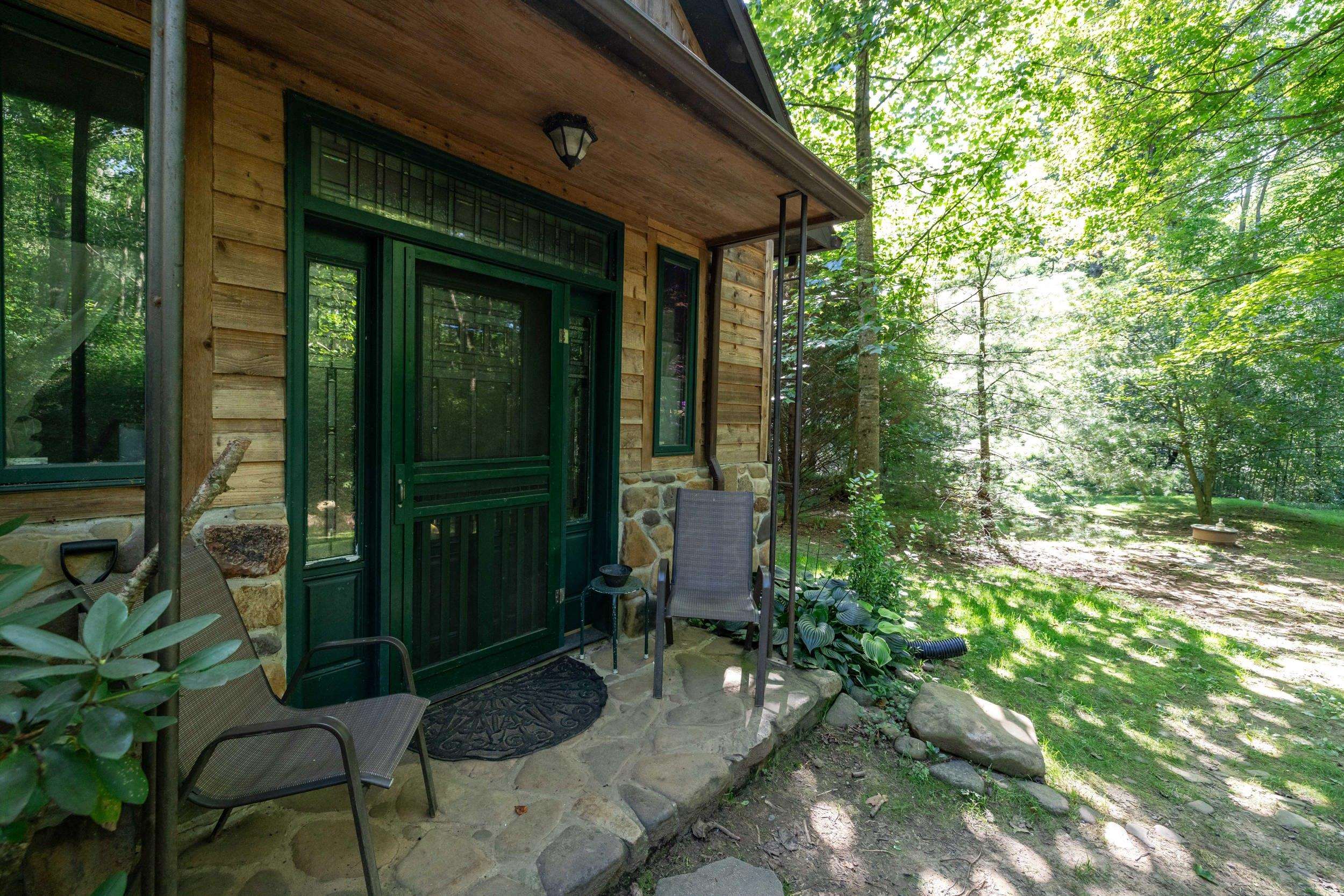 409 & 431 LOWER RAWLEY LN, HINTON, Virginia 22831, 2 Bedrooms Bedrooms, ,2 BathroomsBathrooms,Residential,409 & 431 LOWER RAWLEY LN,667833 MLS # 667833