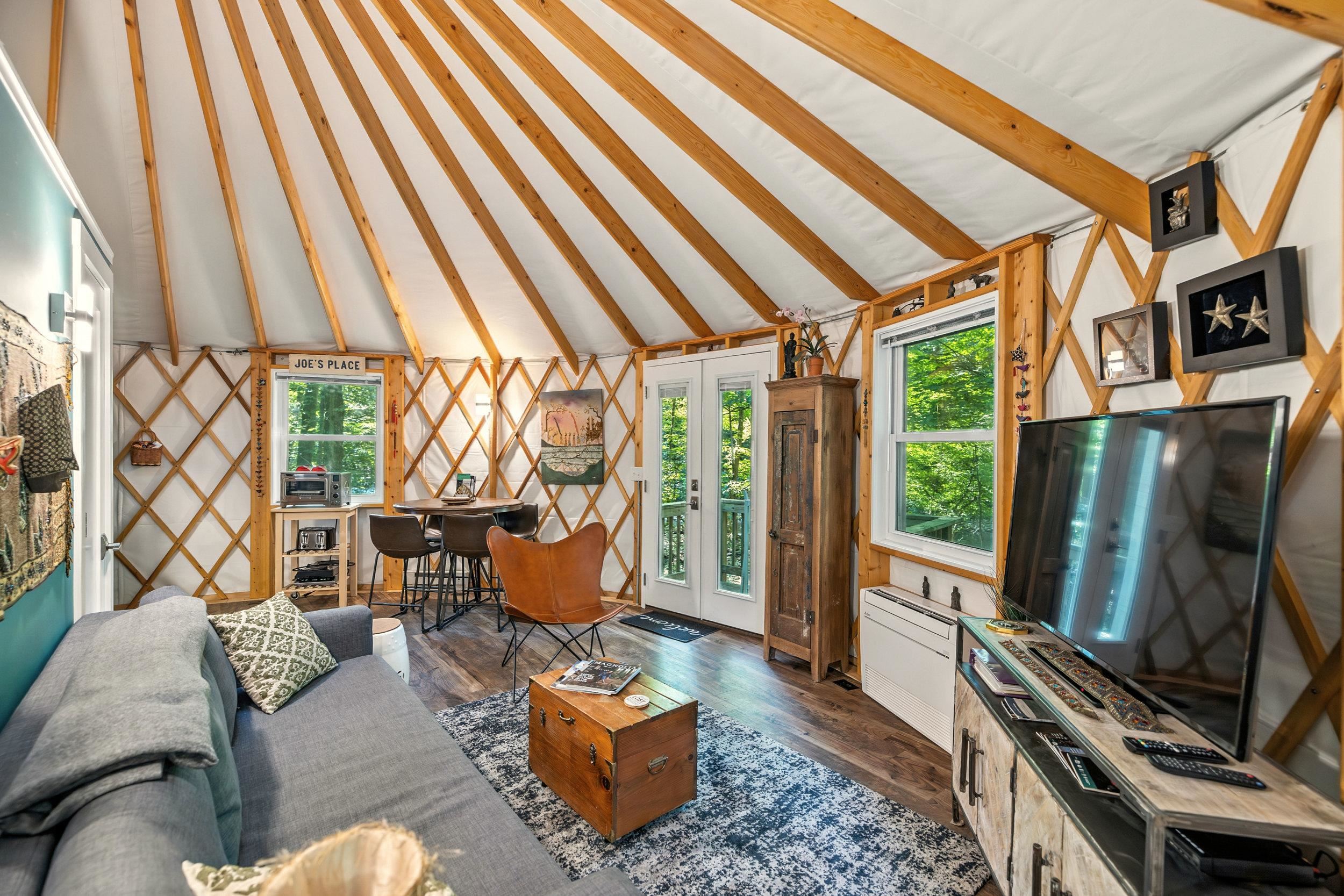 409 & 431 LOWER RAWLEY LN, HINTON, Virginia 22831, 2 Bedrooms Bedrooms, ,2 BathroomsBathrooms,Residential,409 & 431 LOWER RAWLEY LN,667833 MLS # 667833
