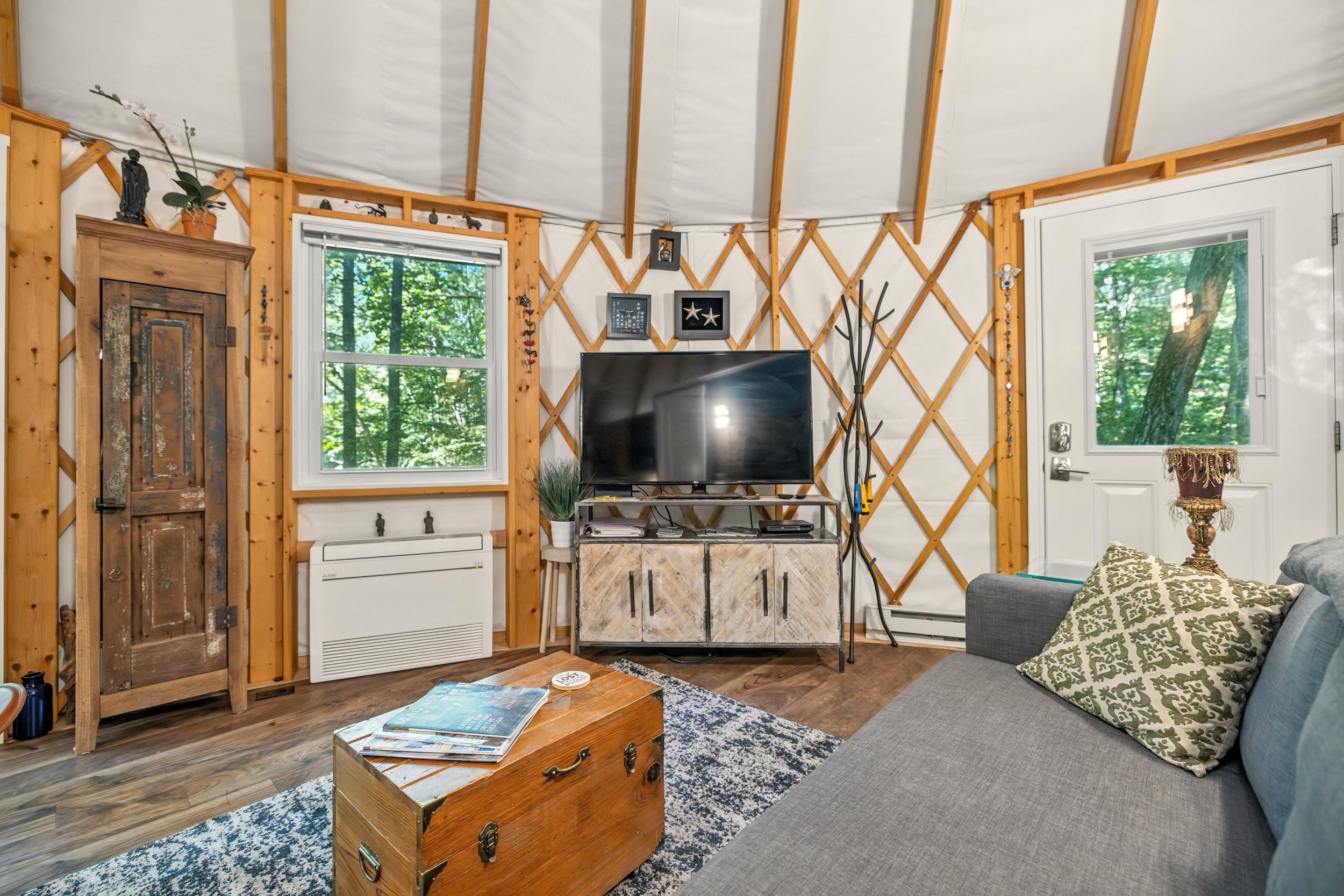 409 & 431 LOWER RAWLEY LN, HINTON, Virginia 22831, 2 Bedrooms Bedrooms, ,2 BathroomsBathrooms,Residential,409 & 431 LOWER RAWLEY LN,667833 MLS # 667833