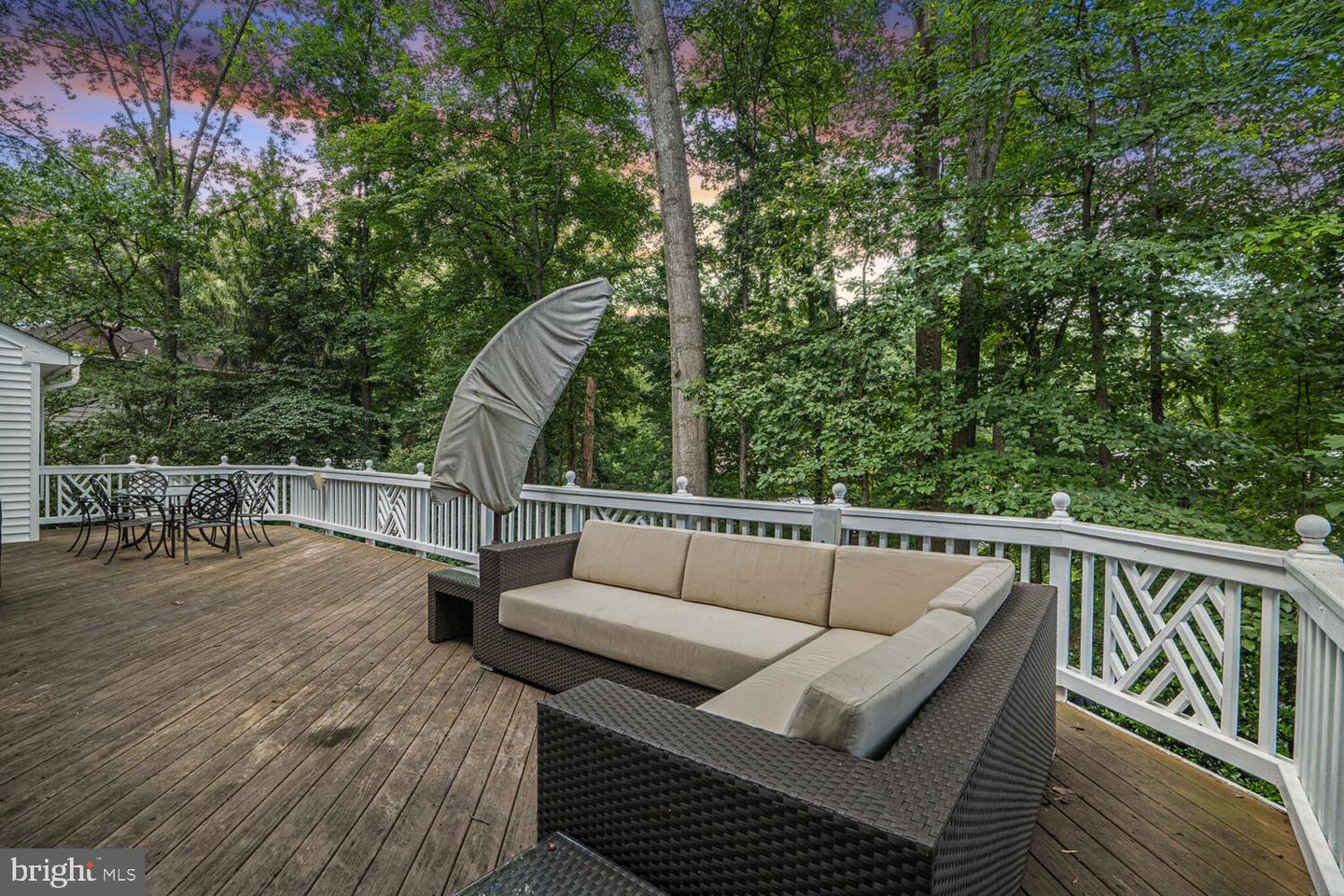 10808 MIDSUMMER DR, RESTON, Virginia 20191, 5 Bedrooms Bedrooms, ,3 BathroomsBathrooms,Residential,For sale,10808 MIDSUMMER DR,VAFX2256610 MLS # VAFX2256610