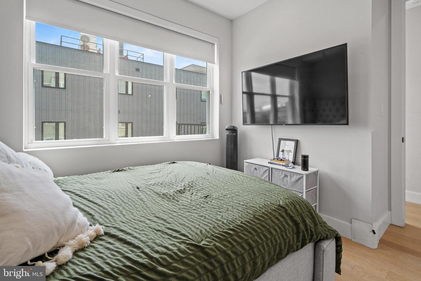 1509 D ST NE #2, WASHINGTON, District Of Columbia 20002, 4 Bedrooms Bedrooms, ,3 BathroomsBathrooms,Residential,For sale,1509 D ST NE #2,DCDC2211412 MLS # DCDC2211412