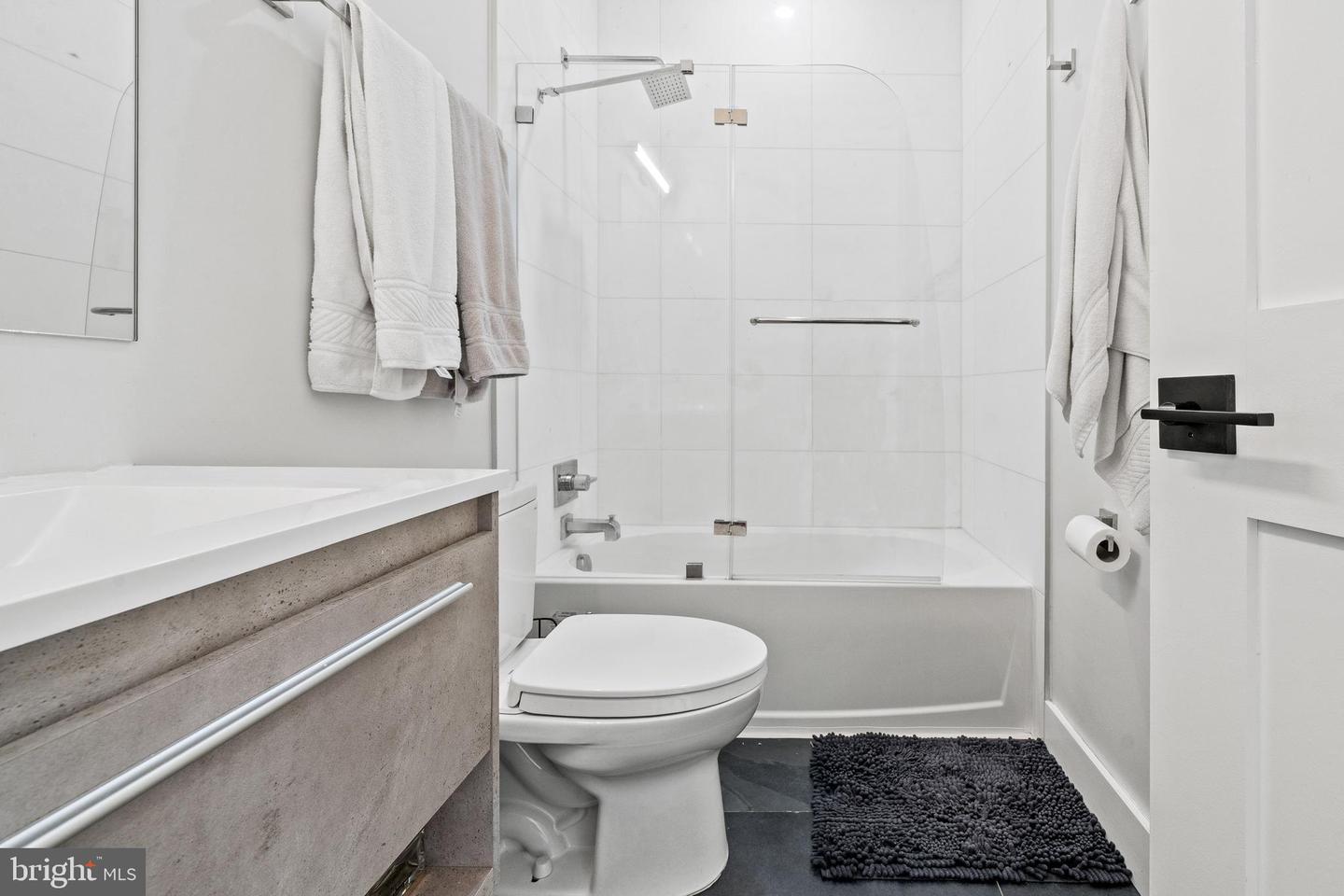1509 D ST NE #2, WASHINGTON, District Of Columbia 20002, 4 Bedrooms Bedrooms, ,3 BathroomsBathrooms,Residential,For sale,1509 D ST NE #2,DCDC2211412 MLS # DCDC2211412