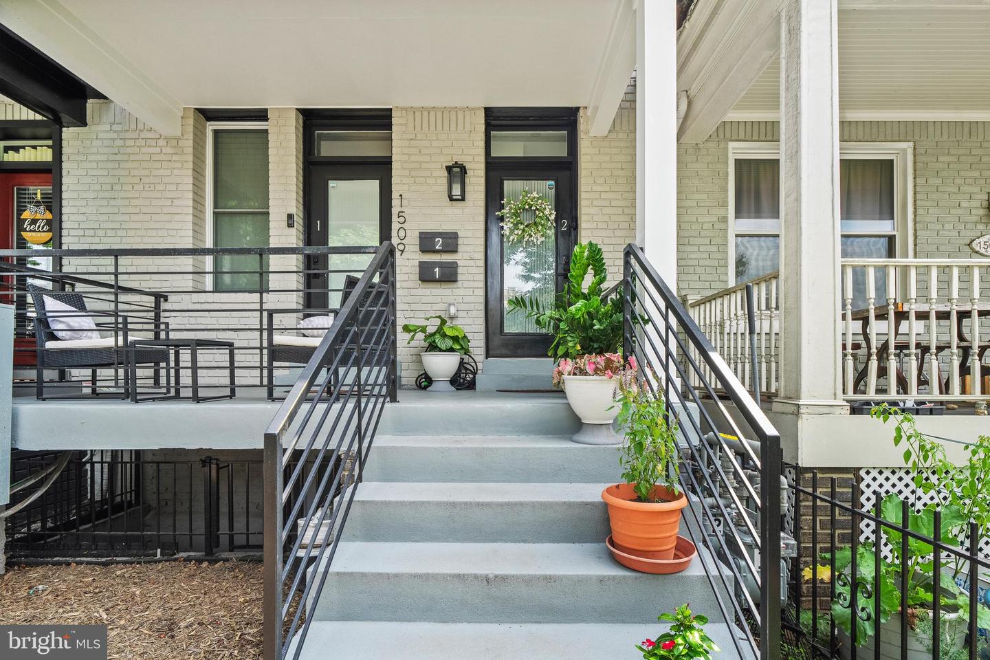 1509 D ST NE #2, WASHINGTON, District Of Columbia 20002, 4 Bedrooms Bedrooms, ,3 BathroomsBathrooms,Residential,For sale,1509 D ST NE #2,DCDC2211412 MLS # DCDC2211412