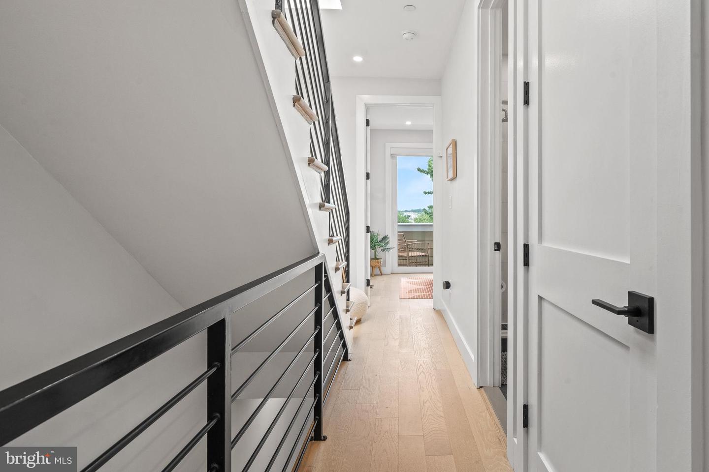 1509 D ST NE #2, WASHINGTON, District Of Columbia 20002, 4 Bedrooms Bedrooms, ,3 BathroomsBathrooms,Residential,For sale,1509 D ST NE #2,DCDC2211412 MLS # DCDC2211412