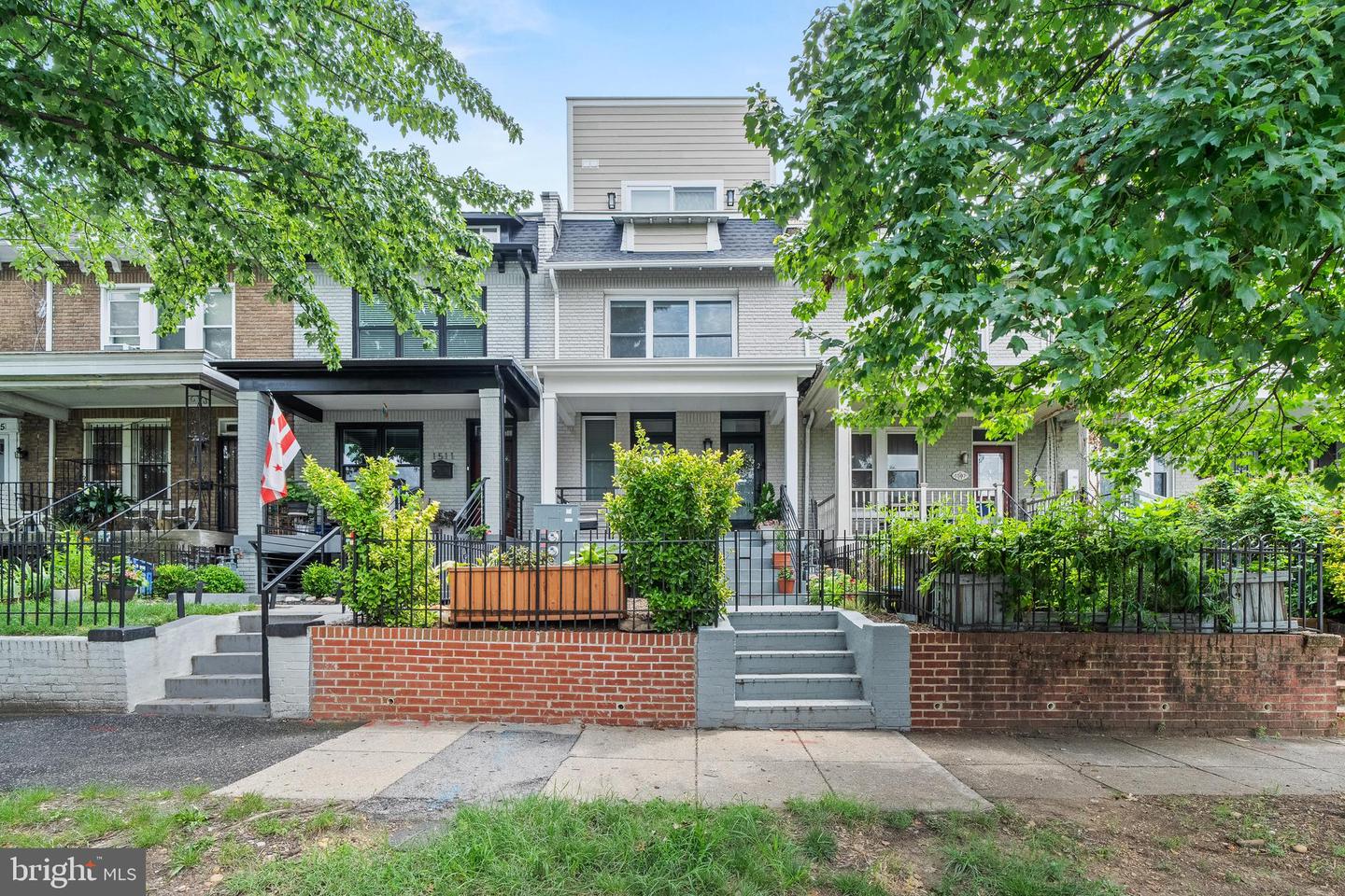 1509 D ST NE #2, WASHINGTON, District Of Columbia 20002, 4 Bedrooms Bedrooms, ,3 BathroomsBathrooms,Residential,For sale,1509 D ST NE #2,DCDC2211412 MLS # DCDC2211412