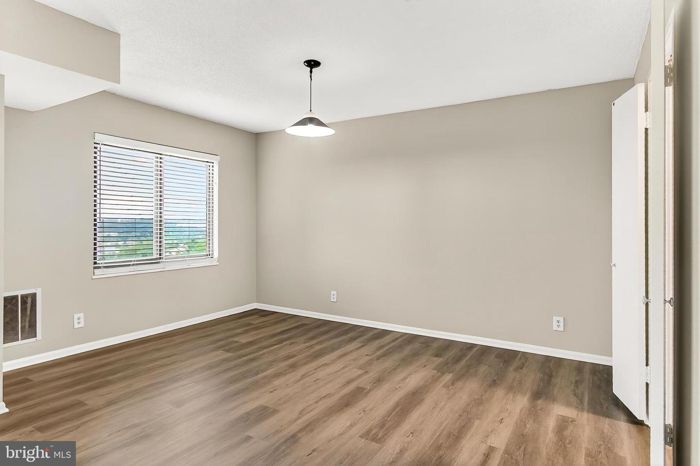 203 YOAKUM PKWY #918, ALEXANDRIA, Virginia 22304, 1 Bedroom Bedrooms, ,1 BathroomBathrooms,Residential,For sale,203 YOAKUM PKWY #918,VAAX2048368 MLS # VAAX2048368