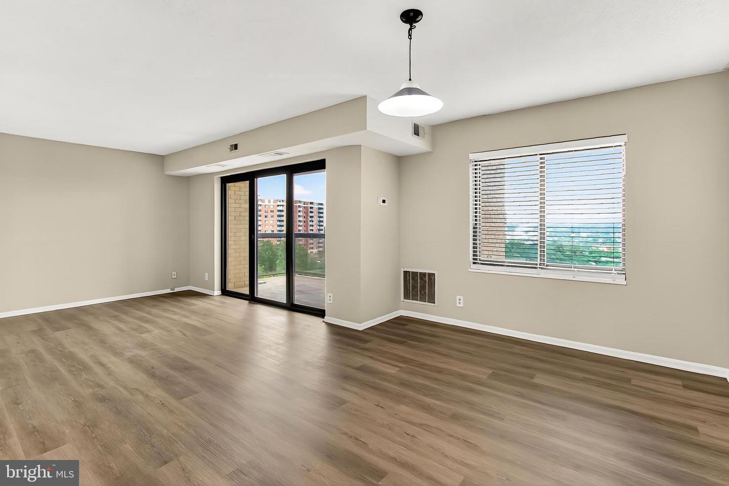 203 YOAKUM PKWY #918, ALEXANDRIA, Virginia 22304, 1 Bedroom Bedrooms, ,1 BathroomBathrooms,Residential,For sale,203 YOAKUM PKWY #918,VAAX2048368 MLS # VAAX2048368