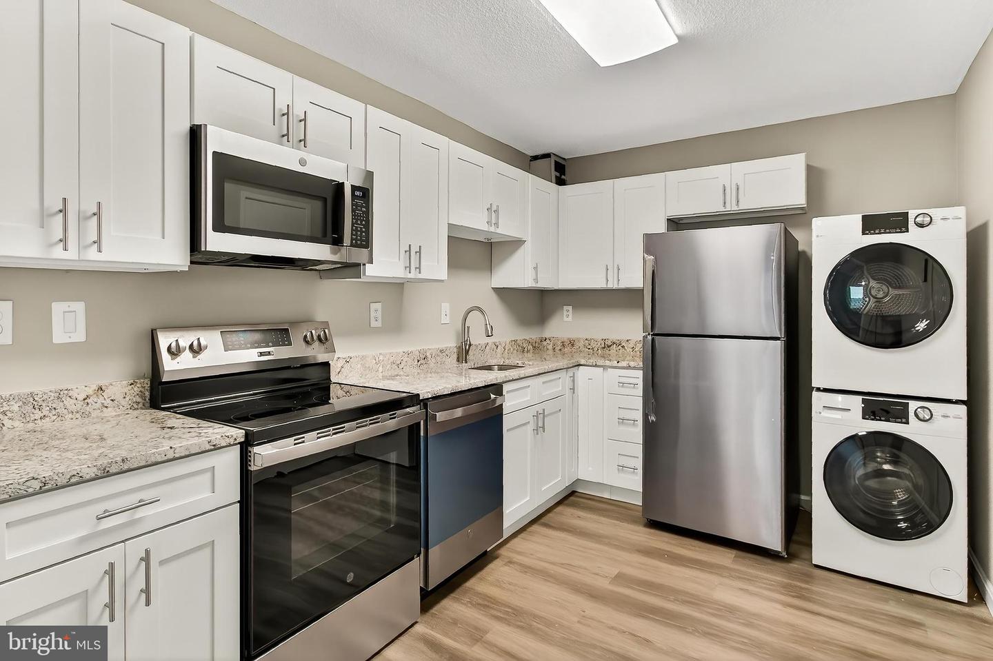 203 YOAKUM PKWY #918, ALEXANDRIA, Virginia 22304, 1 Bedroom Bedrooms, ,1 BathroomBathrooms,Residential,For sale,203 YOAKUM PKWY #918,VAAX2048368 MLS # VAAX2048368