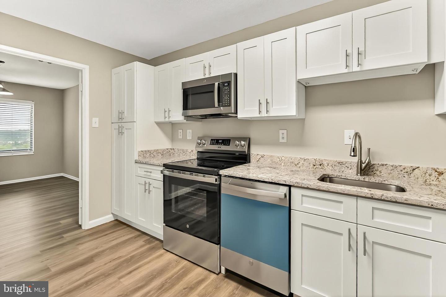 203 YOAKUM PKWY #918, ALEXANDRIA, Virginia 22304, 1 Bedroom Bedrooms, ,1 BathroomBathrooms,Residential,For sale,203 YOAKUM PKWY #918,VAAX2048368 MLS # VAAX2048368