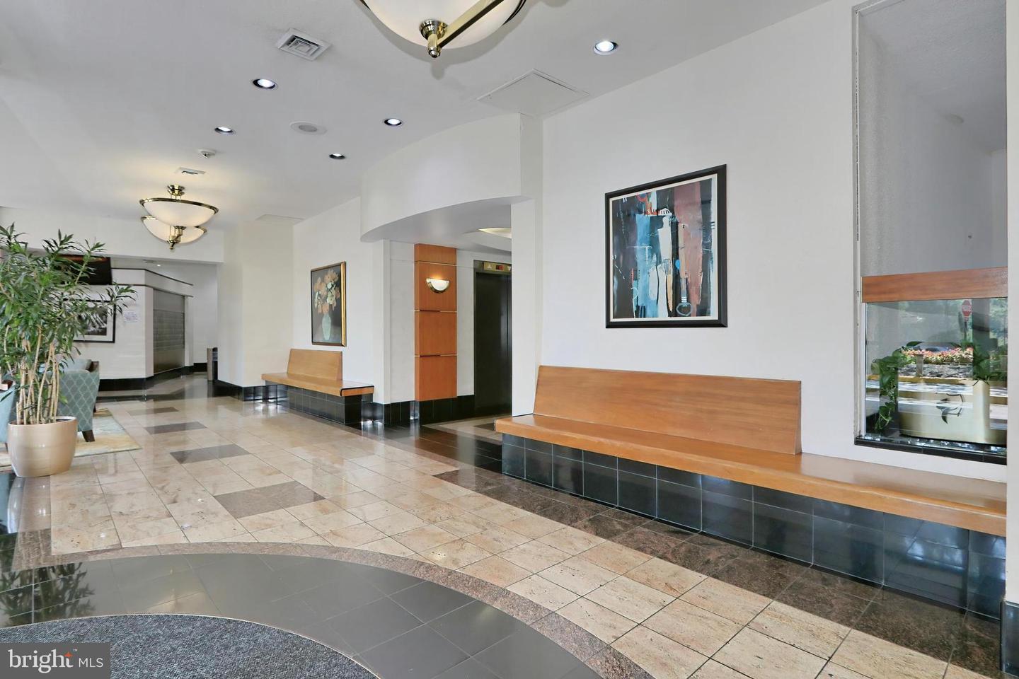 203 YOAKUM PKWY #918, ALEXANDRIA, Virginia 22304, 1 Bedroom Bedrooms, ,1 BathroomBathrooms,Residential,For sale,203 YOAKUM PKWY #918,VAAX2048368 MLS # VAAX2048368
