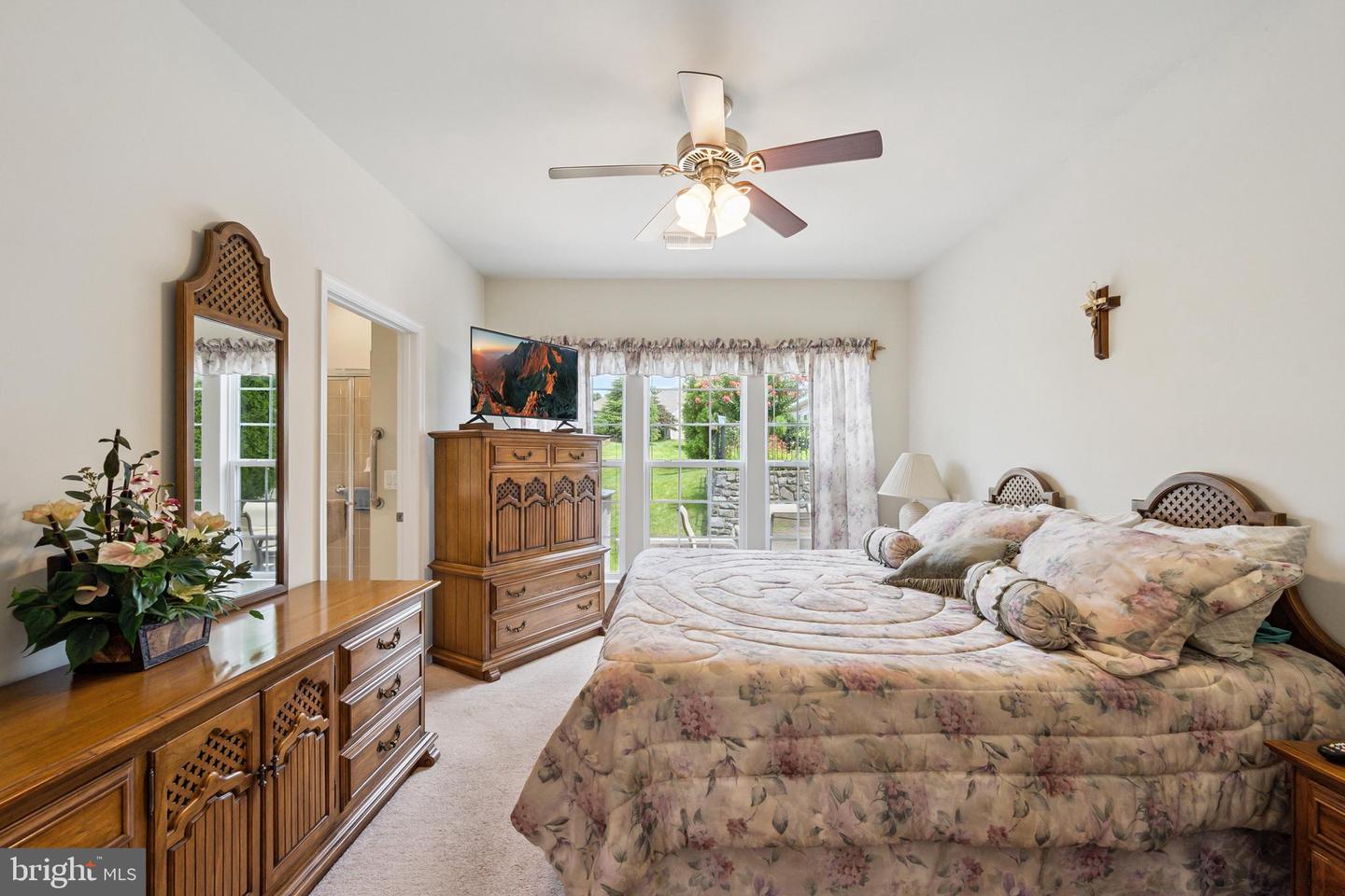 20412 OYSTER REEF PL, ASHBURN, Virginia 20147, 2 Bedrooms Bedrooms, ,2 BathroomsBathrooms,Residential,For sale,20412 OYSTER REEF PL,VALO2104280 MLS # VALO2104280