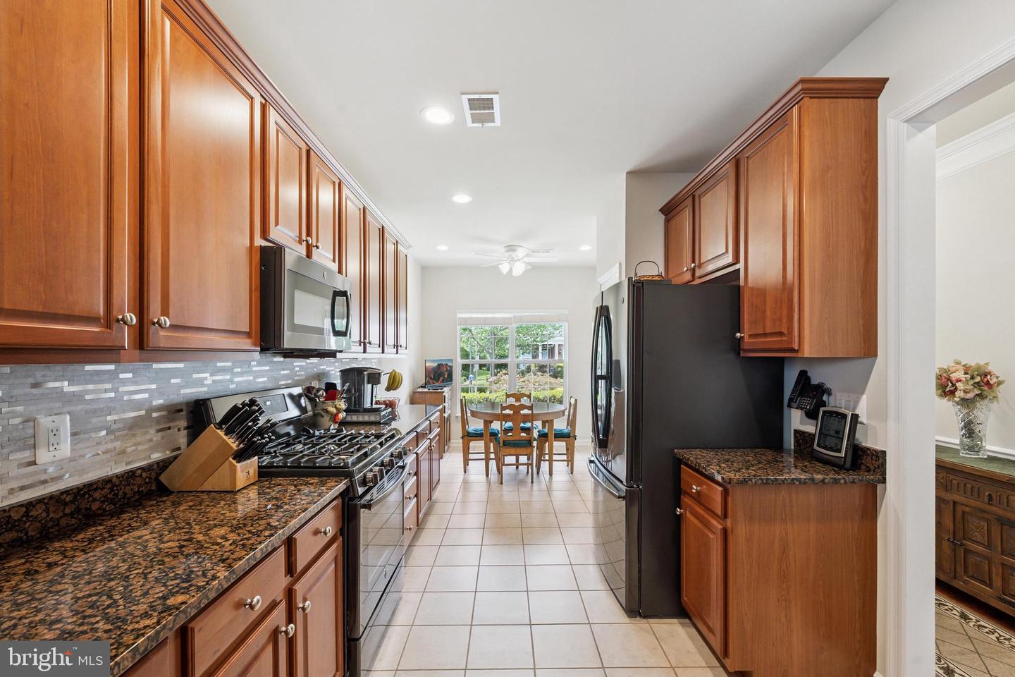 20412 OYSTER REEF PL, ASHBURN, Virginia 20147, 2 Bedrooms Bedrooms, ,2 BathroomsBathrooms,Residential,For sale,20412 OYSTER REEF PL,VALO2104280 MLS # VALO2104280