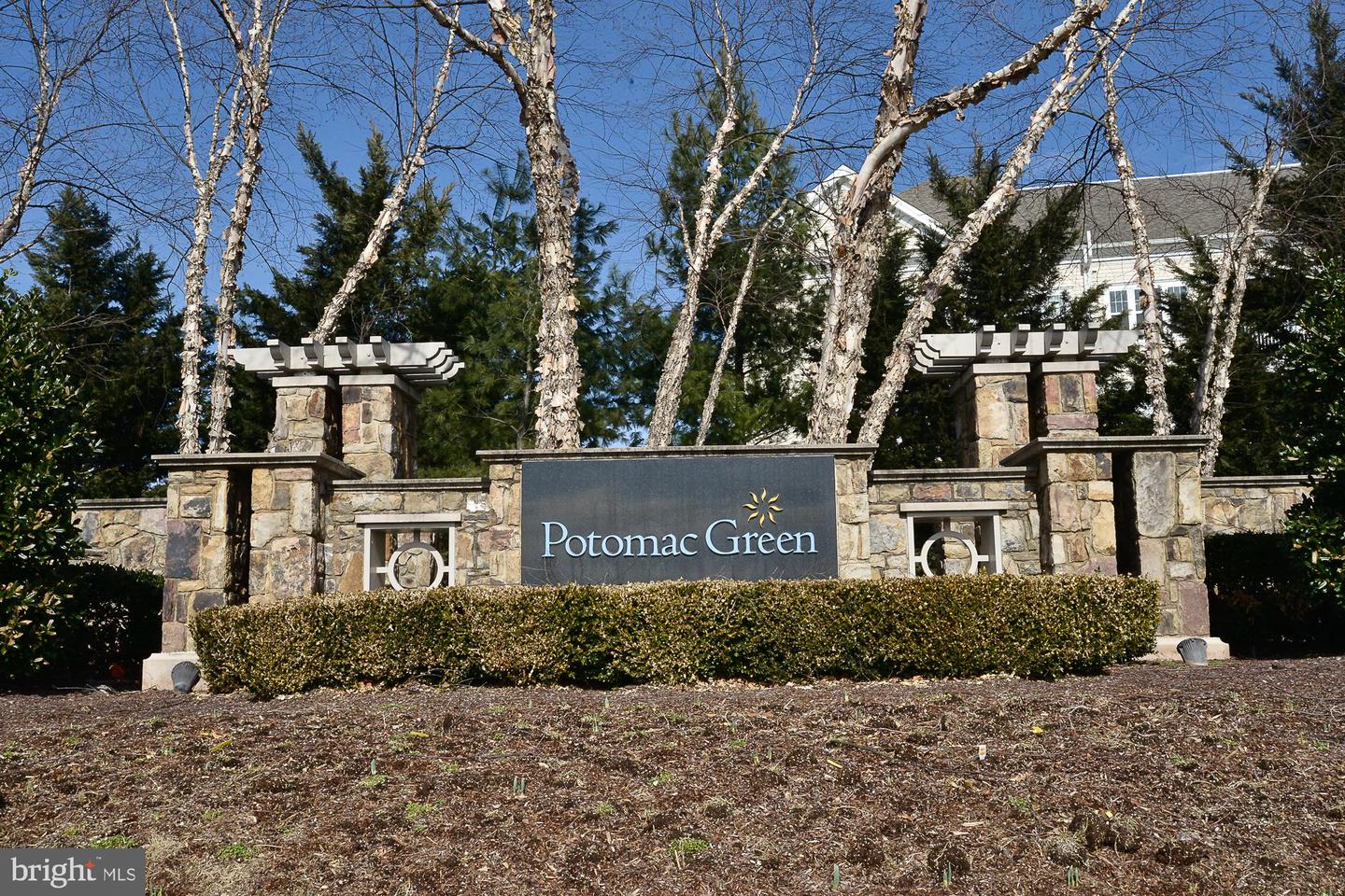 20412 OYSTER REEF PL, ASHBURN, Virginia 20147, 2 Bedrooms Bedrooms, ,2 BathroomsBathrooms,Residential,For sale,20412 OYSTER REEF PL,VALO2104280 MLS # VALO2104280