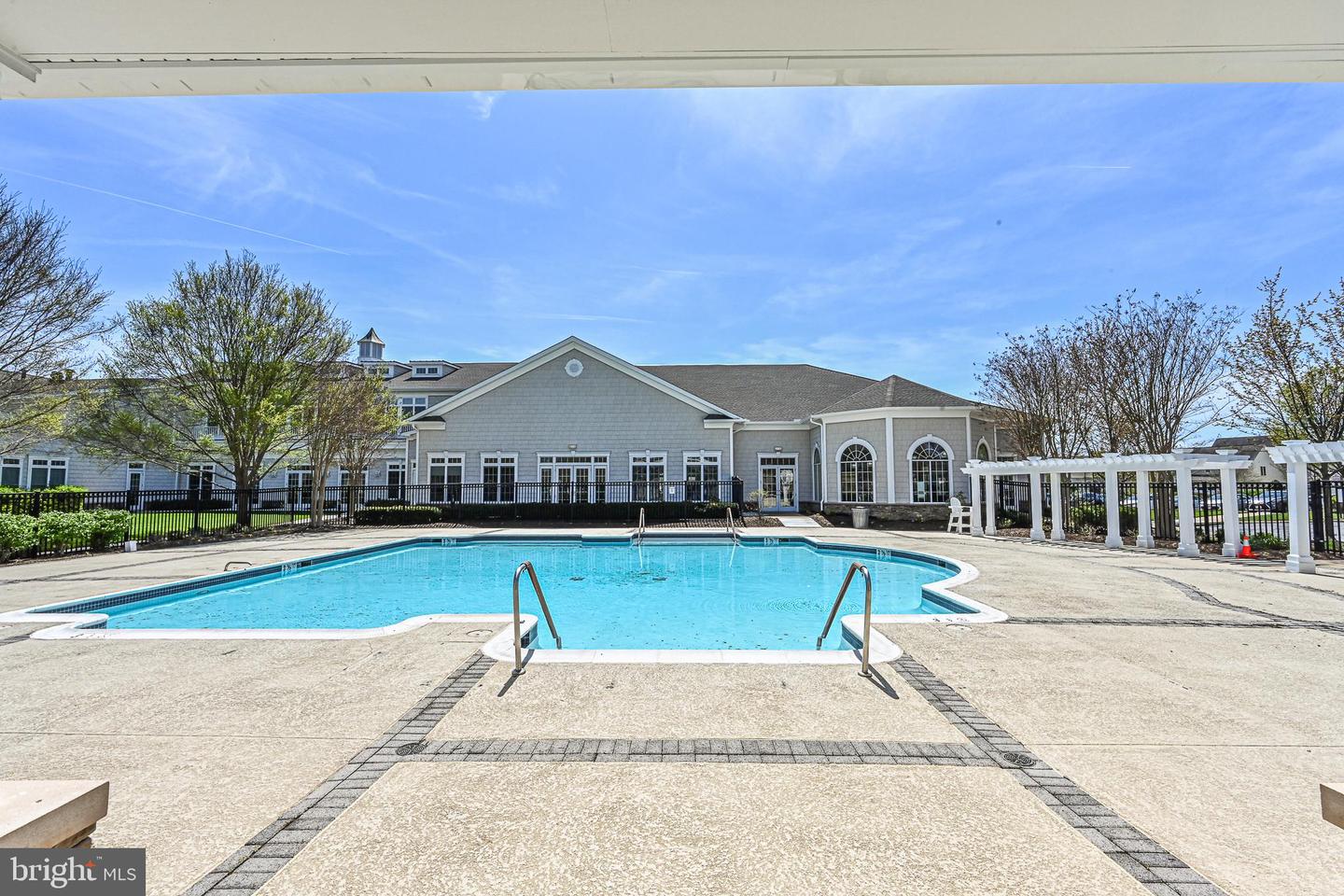 20412 OYSTER REEF PL, ASHBURN, Virginia 20147, 2 Bedrooms Bedrooms, ,2 BathroomsBathrooms,Residential,For sale,20412 OYSTER REEF PL,VALO2104280 MLS # VALO2104280