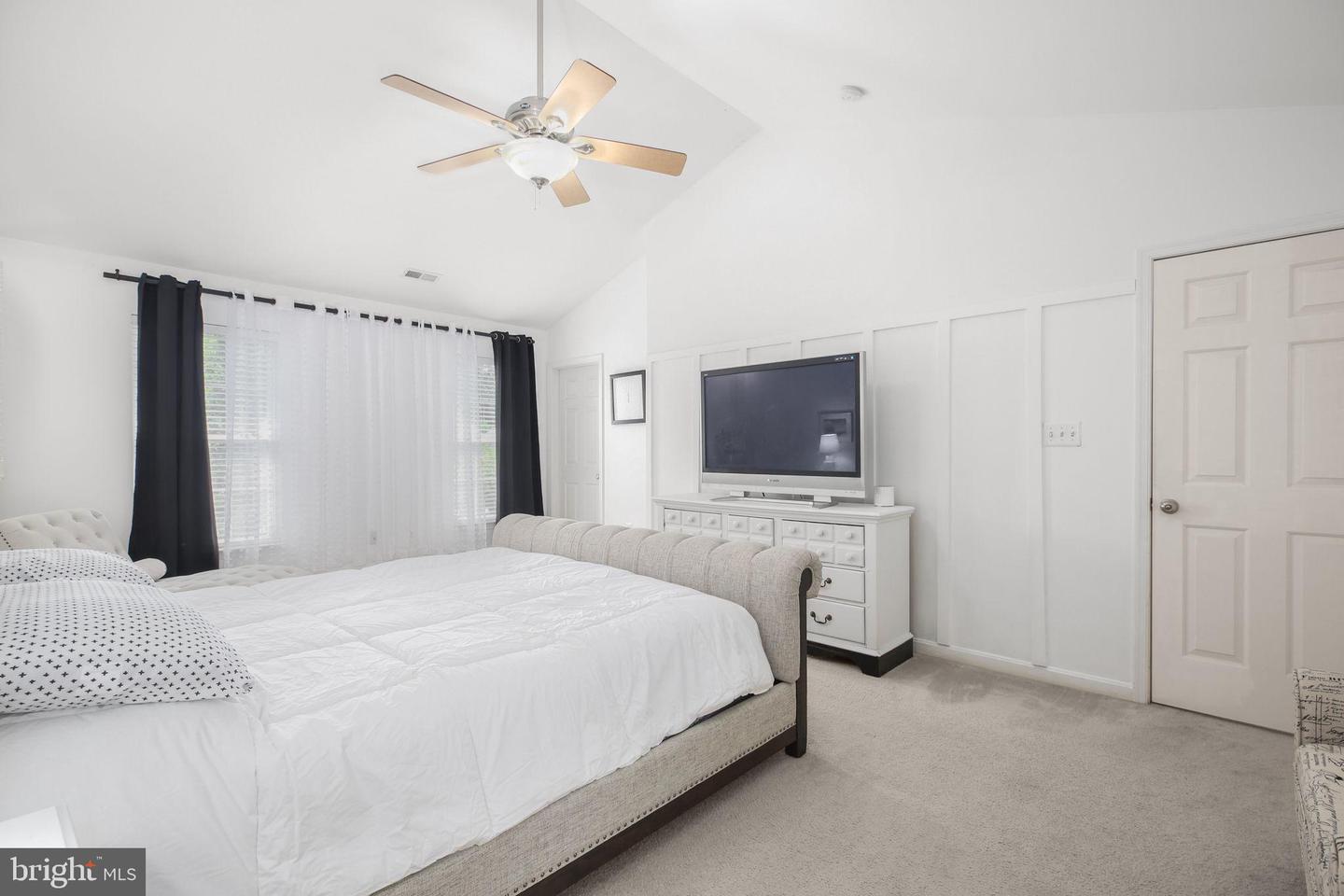 6130 HOT SPRING, FREDERICKSBURG, Virginia 22407, 4 Bedrooms Bedrooms, ,3 BathroomsBathrooms,Residential,For sale,6130 HOT SPRING,VASP2035404 MLS # VASP2035404