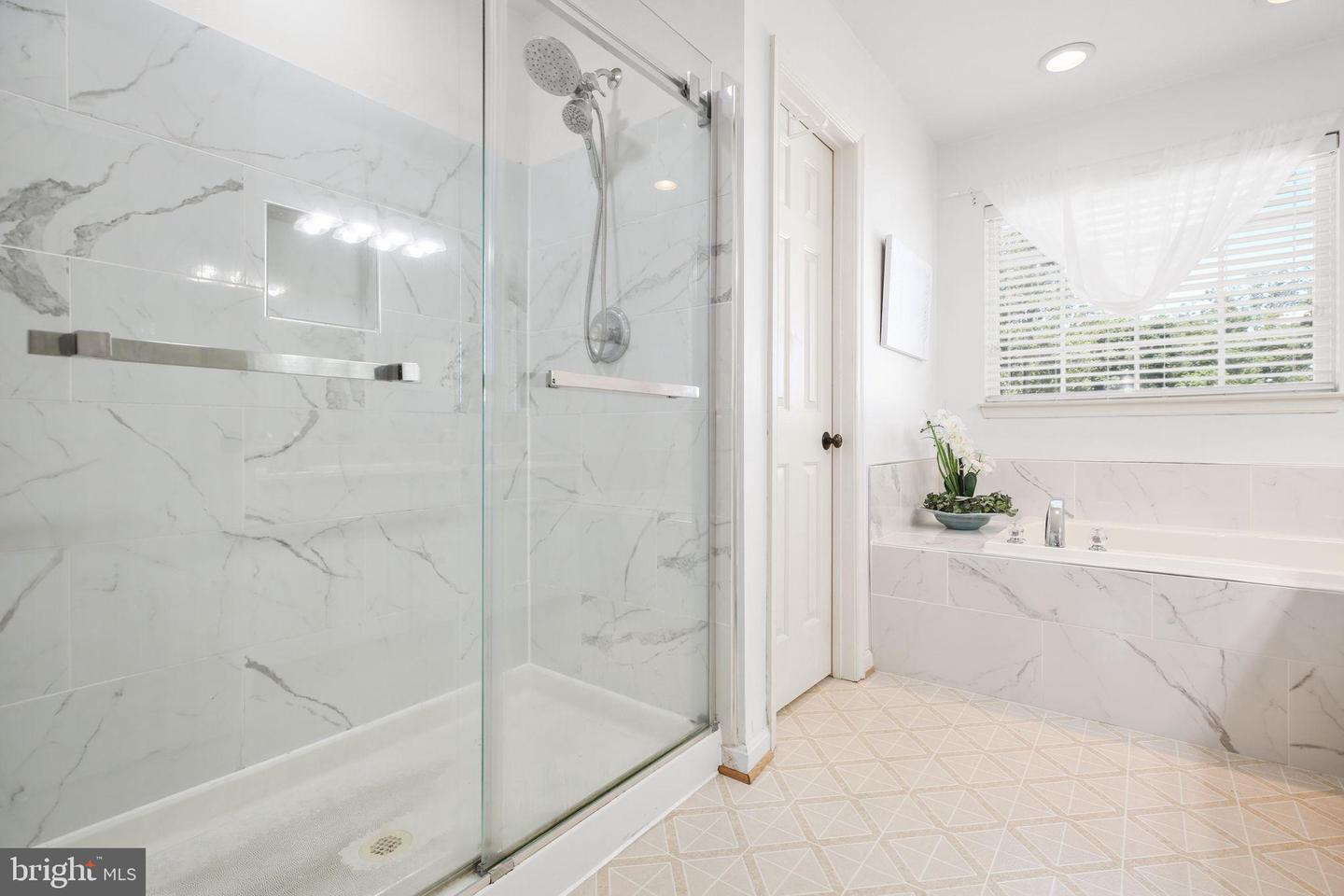 6130 HOT SPRING, FREDERICKSBURG, Virginia 22407, 4 Bedrooms Bedrooms, ,3 BathroomsBathrooms,Residential,For sale,6130 HOT SPRING,VASP2035404 MLS # VASP2035404
