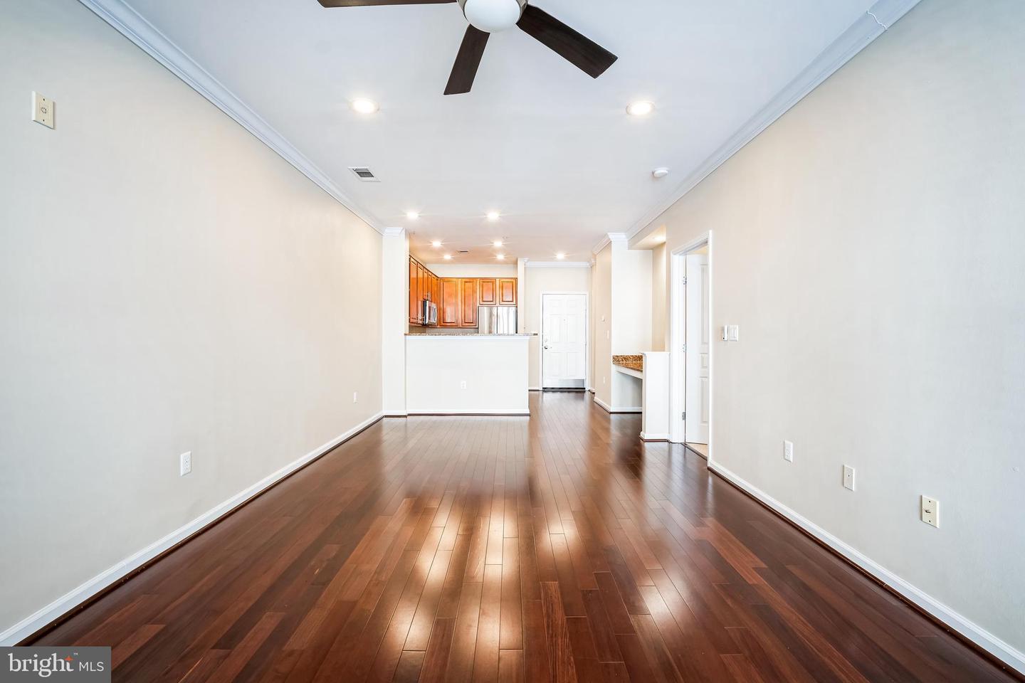 12000 MARKET ST #149, RESTON, Virginia 20190, 1 Bedroom Bedrooms, ,1 BathroomBathrooms,Residential,For sale,12000 MARKET ST #149,VAFX2260612 MLS # VAFX2260612