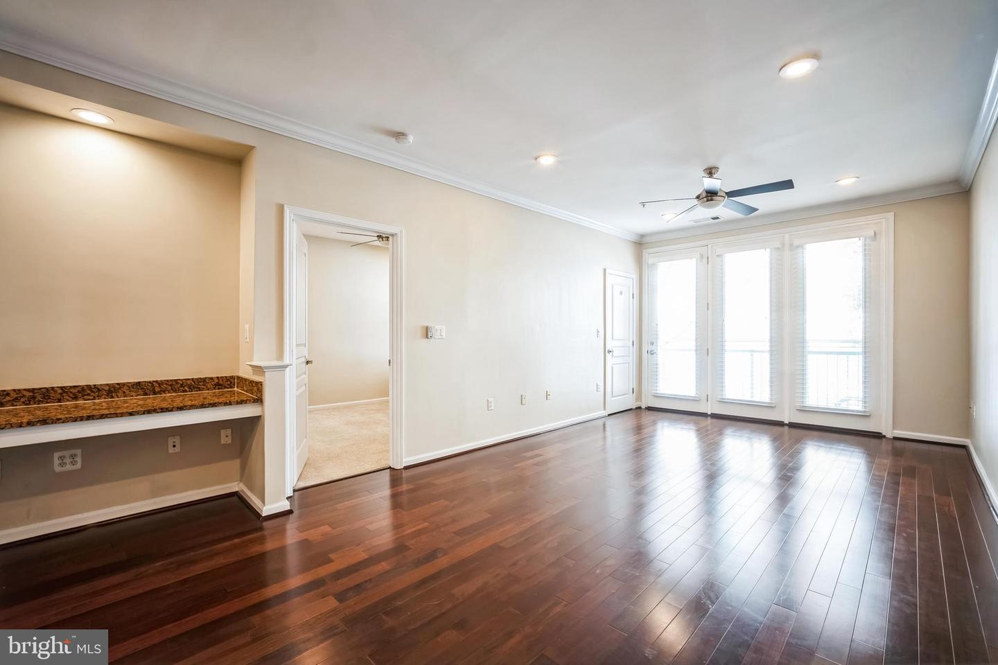 12000 MARKET ST #149, RESTON, Virginia 20190, 1 Bedroom Bedrooms, ,1 BathroomBathrooms,Residential,For sale,12000 MARKET ST #149,VAFX2260612 MLS # VAFX2260612