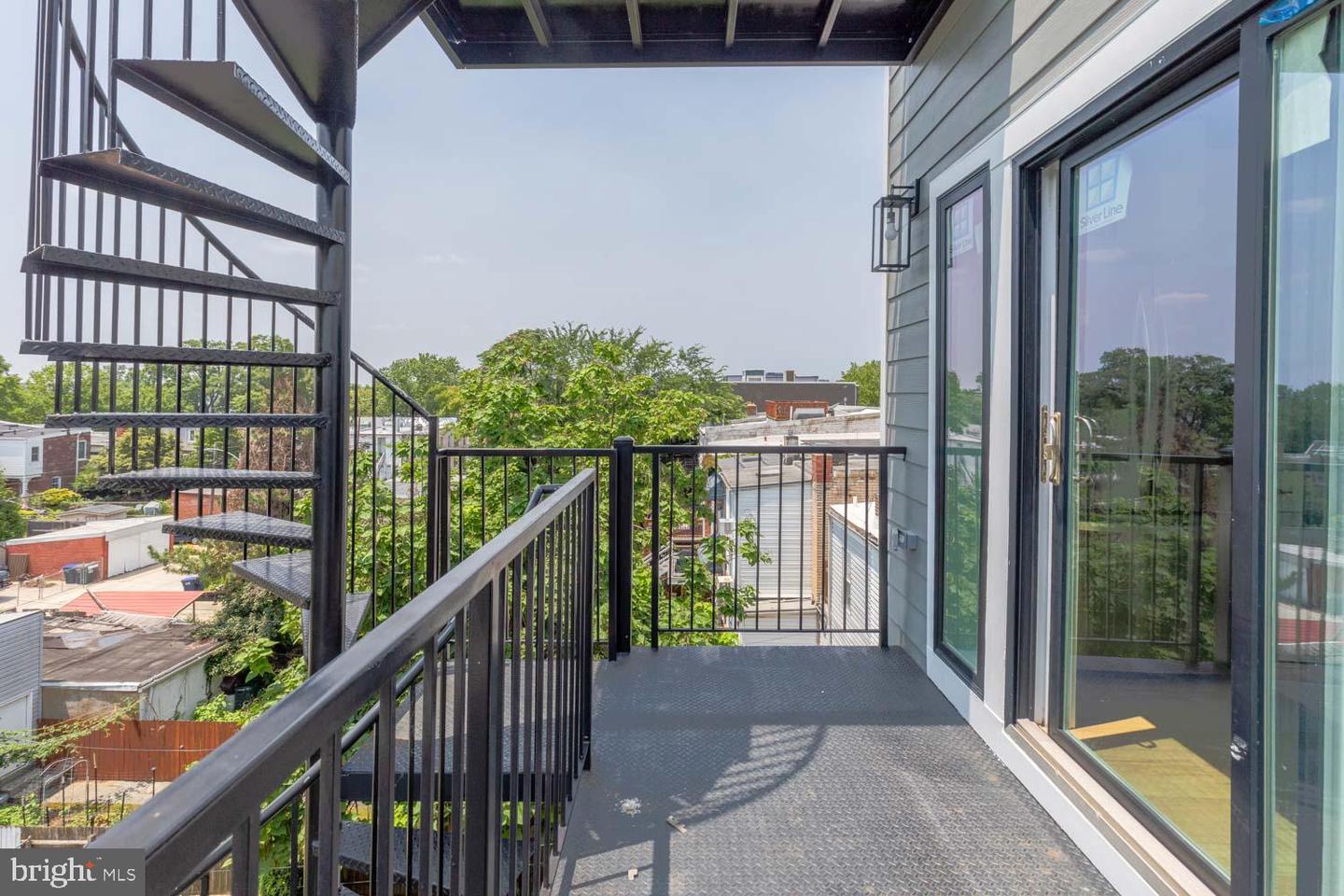 1237 OATES ST NE #B, WASHINGTON, District Of Columbia 20002, 3 Bedrooms Bedrooms, ,2 BathroomsBathrooms,Residential,For sale,1237 OATES ST NE #B,DCDC2214714 MLS # DCDC2214714