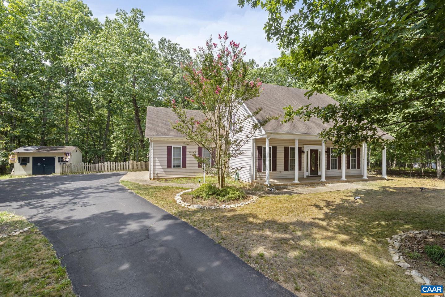 399 JEFFERSON DR, PALMYRA, Virginia 22963, 4 Bedrooms Bedrooms, ,2 BathroomsBathrooms,Residential,For sale,399 JEFFERSON DR,667796 MLS # 667796