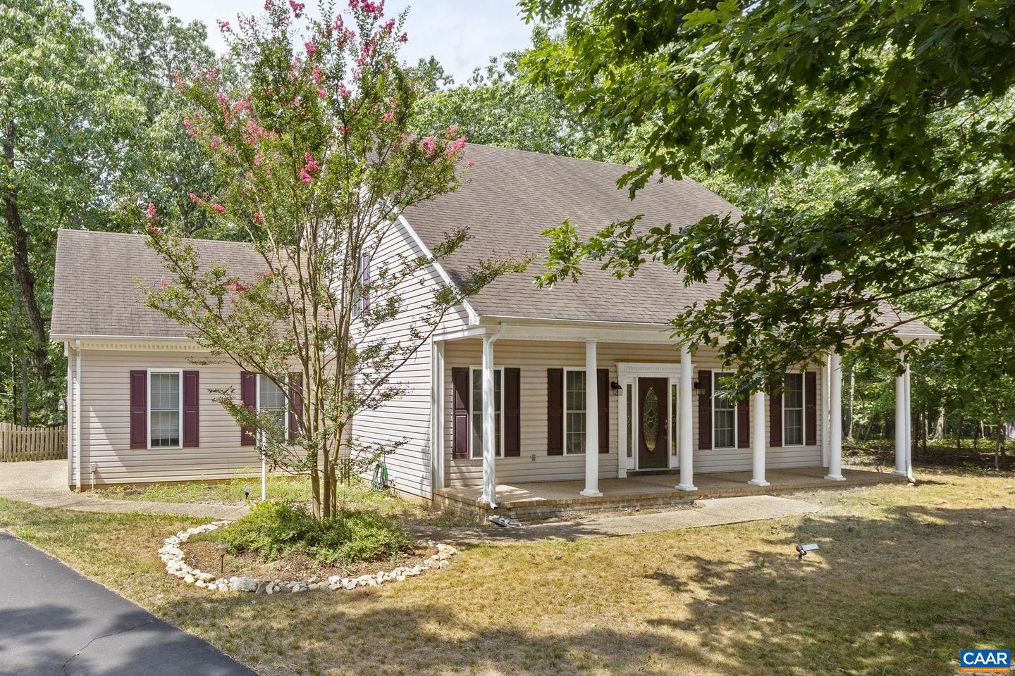 399 JEFFERSON DR, PALMYRA, Virginia 22963, 4 Bedrooms Bedrooms, ,2 BathroomsBathrooms,Residential,For sale,399 JEFFERSON DR,667796 MLS # 667796