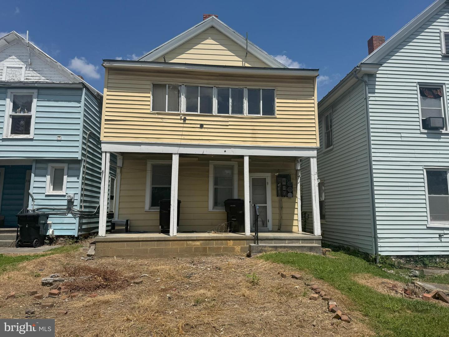 315 NATIONAL AVE, WINCHESTER, Virginia 22601, 2 Bedrooms Bedrooms, ,2 BathroomsBathrooms,Residential,For sale,315 NATIONAL AVE,VAWI2008882 MLS # VAWI2008882