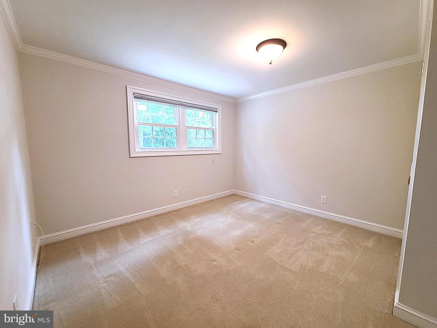 7910 HARWOOD PL, SPRINGFIELD, Virginia 22152, 4 Bedrooms Bedrooms, ,2 BathroomsBathrooms,Residential,For sale,7910 HARWOOD PL,VAFX2261252 MLS # VAFX2261252