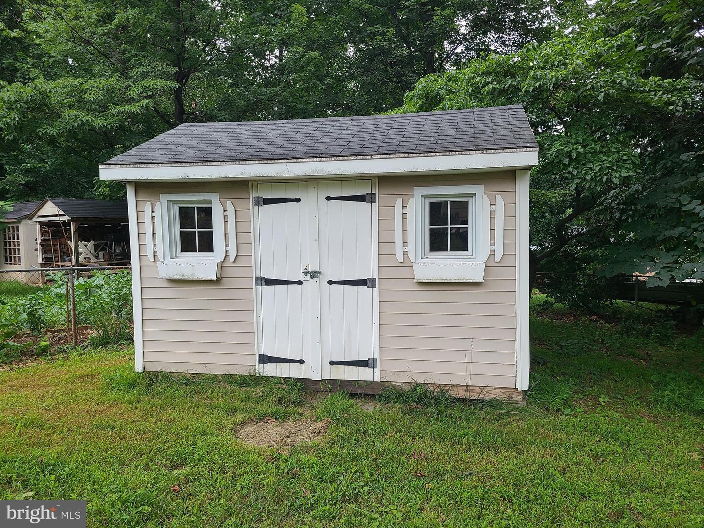 7910 HARWOOD PL, SPRINGFIELD, Virginia 22152, 4 Bedrooms Bedrooms, ,2 BathroomsBathrooms,Residential,For sale,7910 HARWOOD PL,VAFX2261252 MLS # VAFX2261252