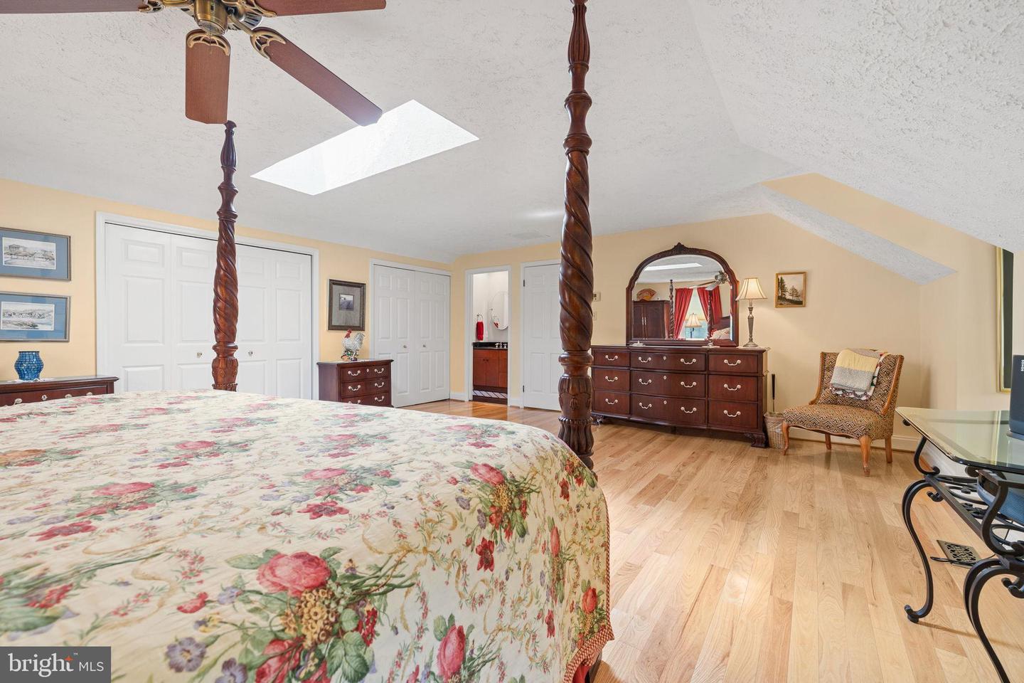 15820 LAZY DAY LN, DUMFRIES, Virginia 22025, 4 Bedrooms Bedrooms, 13 Rooms Rooms,2 BathroomsBathrooms,Residential,For sale,15820 LAZY DAY LN,VAPW2101468 MLS # VAPW2101468