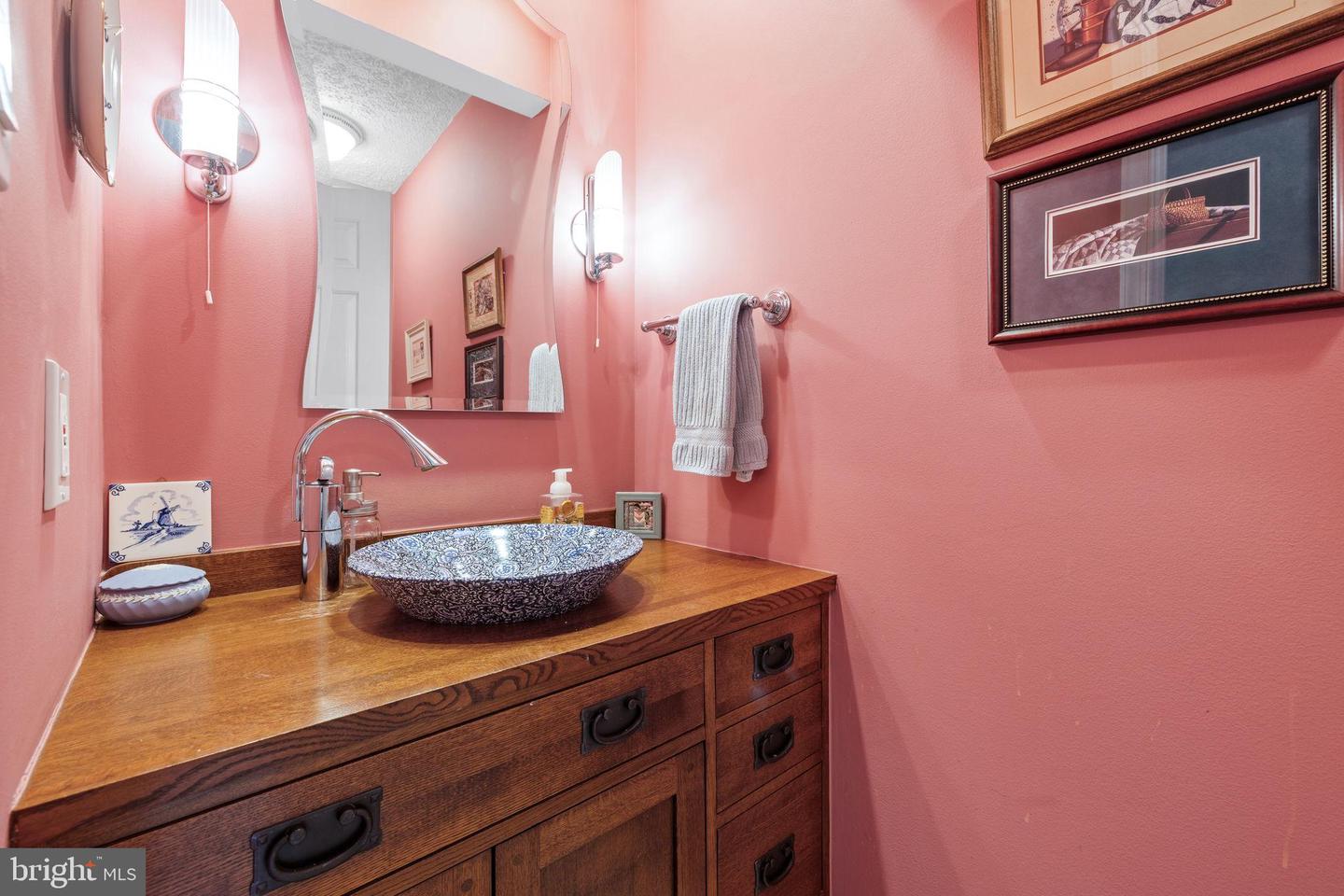 15820 LAZY DAY LN, DUMFRIES, Virginia 22025, 4 Bedrooms Bedrooms, 13 Rooms Rooms,2 BathroomsBathrooms,Residential,For sale,15820 LAZY DAY LN,VAPW2101468 MLS # VAPW2101468