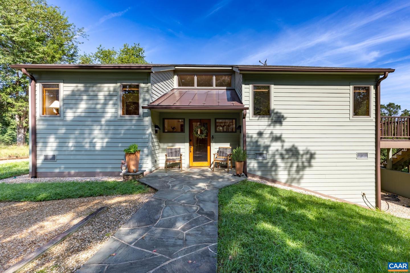 456 ROBERTS MOUNTAIN RD, FABER, Virginia 22938, 3 Bedrooms Bedrooms, ,2 BathroomsBathrooms,Residential,For sale,456 ROBERTS MOUNTAIN RD,667821 MLS # 667821