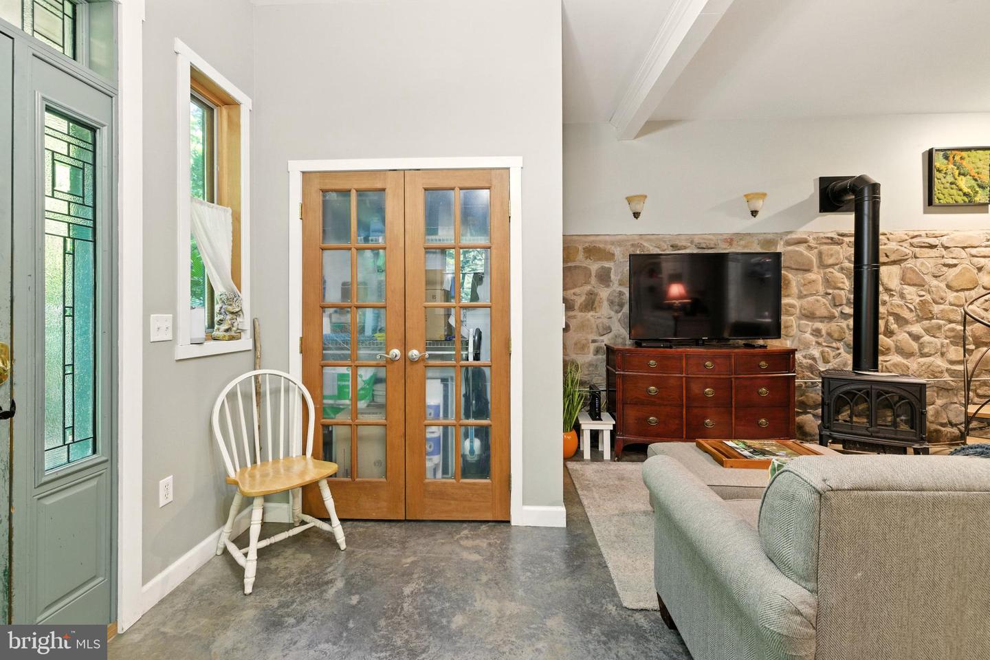 409 & 431 LOWER RAWLEY LN, HINTON, Virginia 22831, 2 Bedrooms Bedrooms, ,2 BathroomsBathrooms,Residential,For sale,409 & 431 LOWER RAWLEY LN,VARO2002492 MLS # VARO2002492